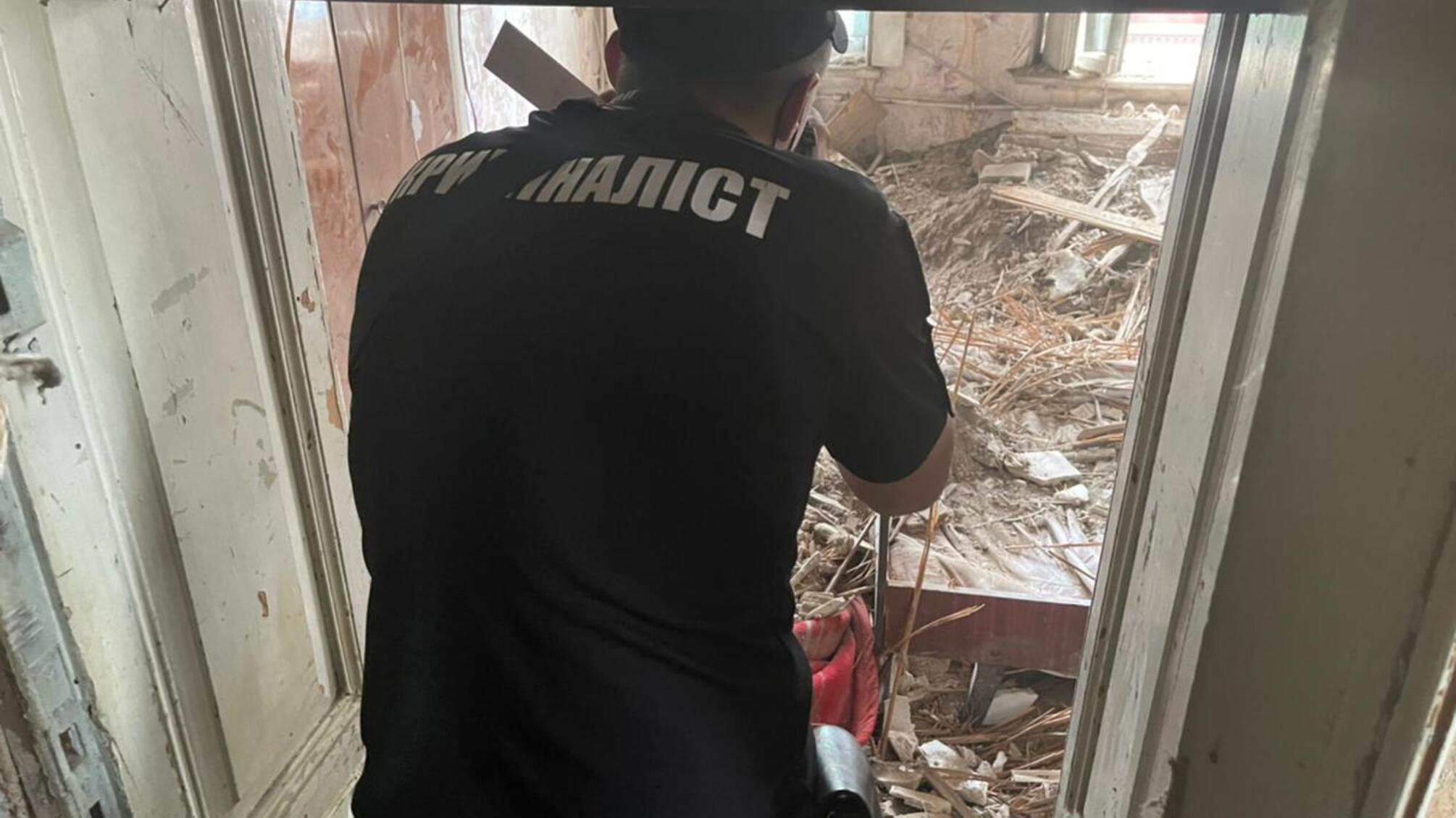 Поліцейські встановлюють обставини часткового руйнування багатоквартирного будинку на вулиці Степовій в Одесі