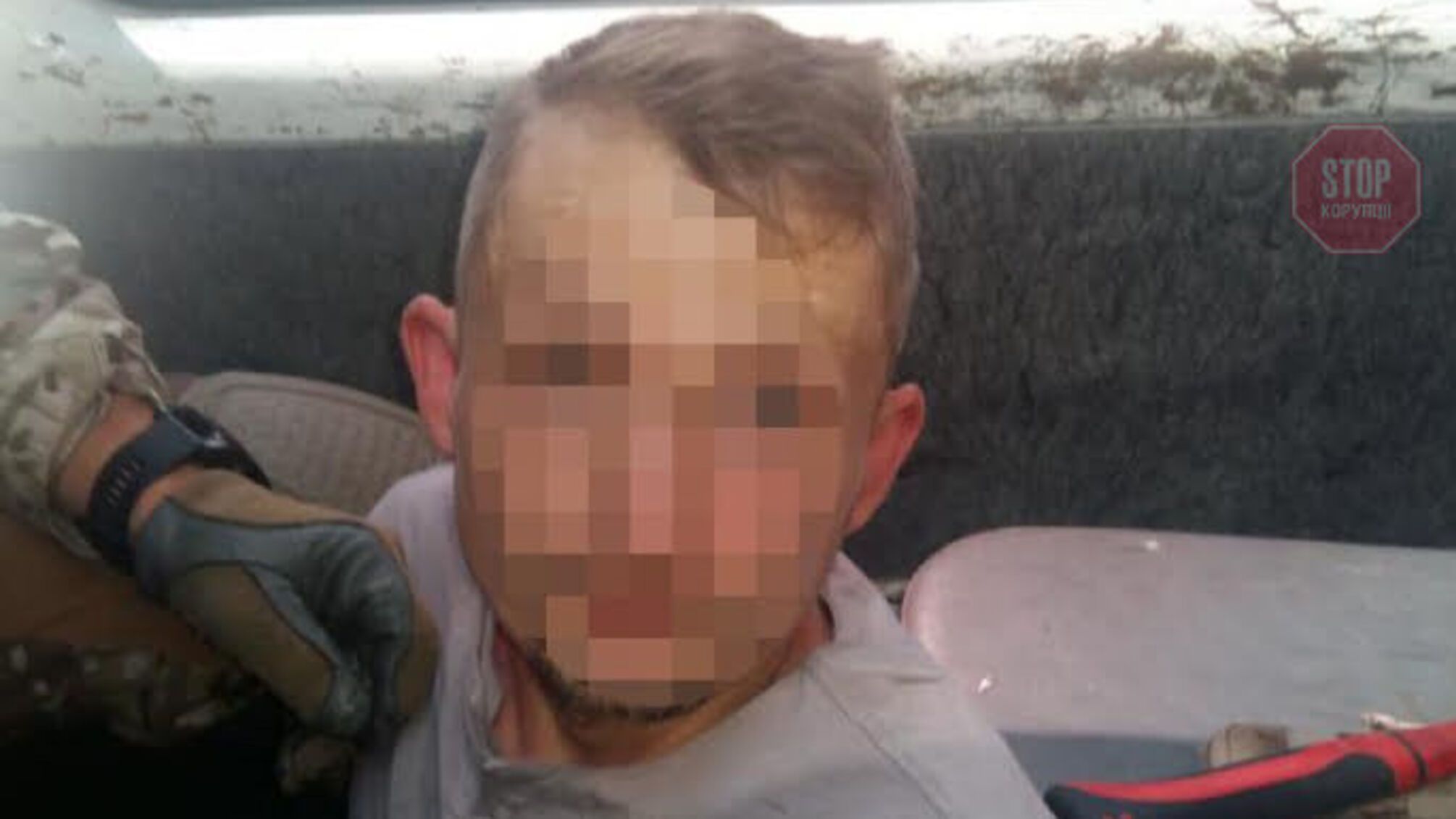 У Чернівцях затримали чоловіка, який вчора влаштував вибухи у двох поштоматах