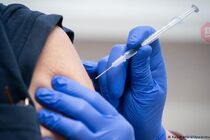 В Україні вакцинували понад 100 тисяч людей за добу 