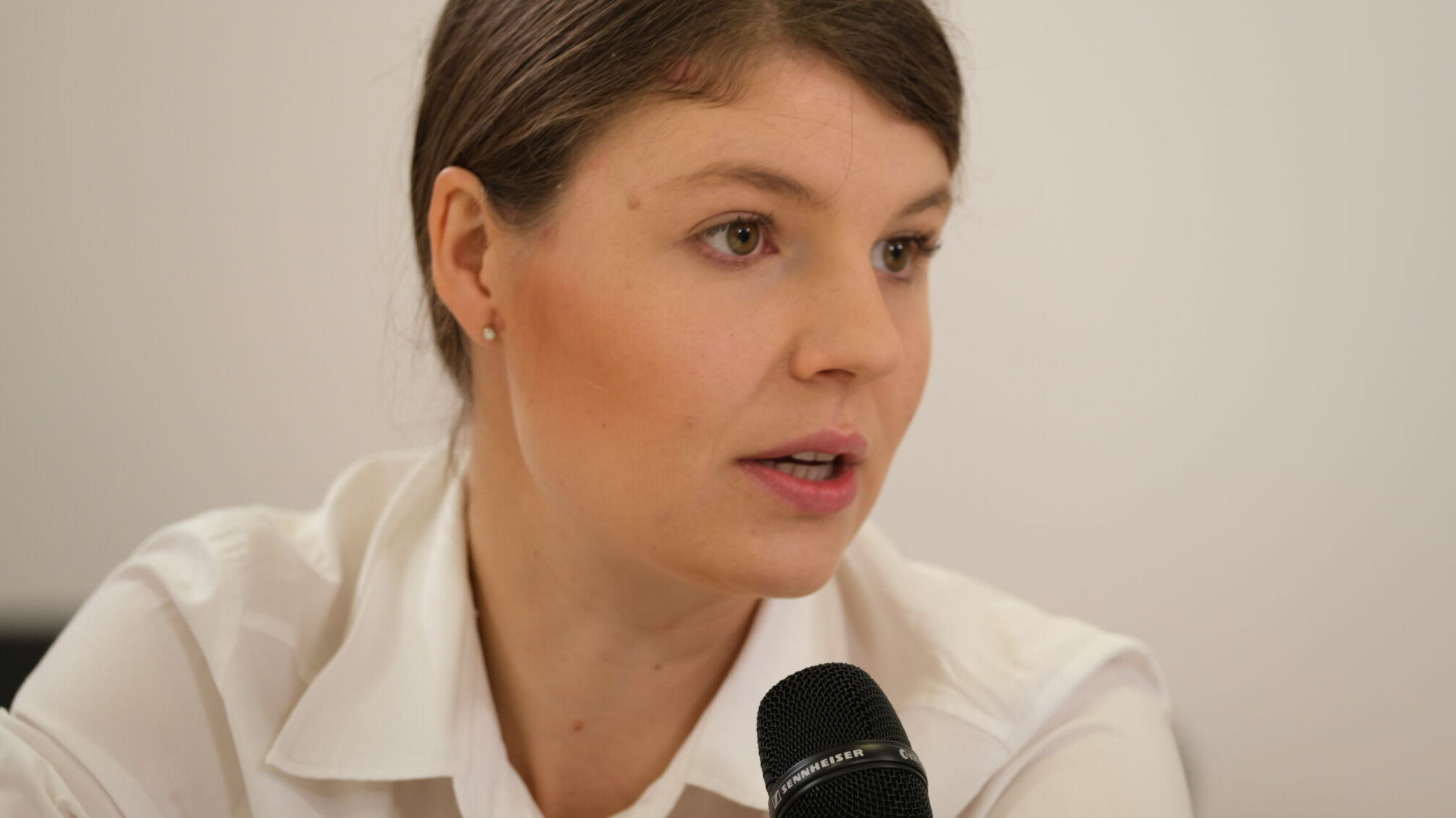 Українці купують нелегальну зброю в інтернеті: голова політсили запропонувала розв'язання проблеми