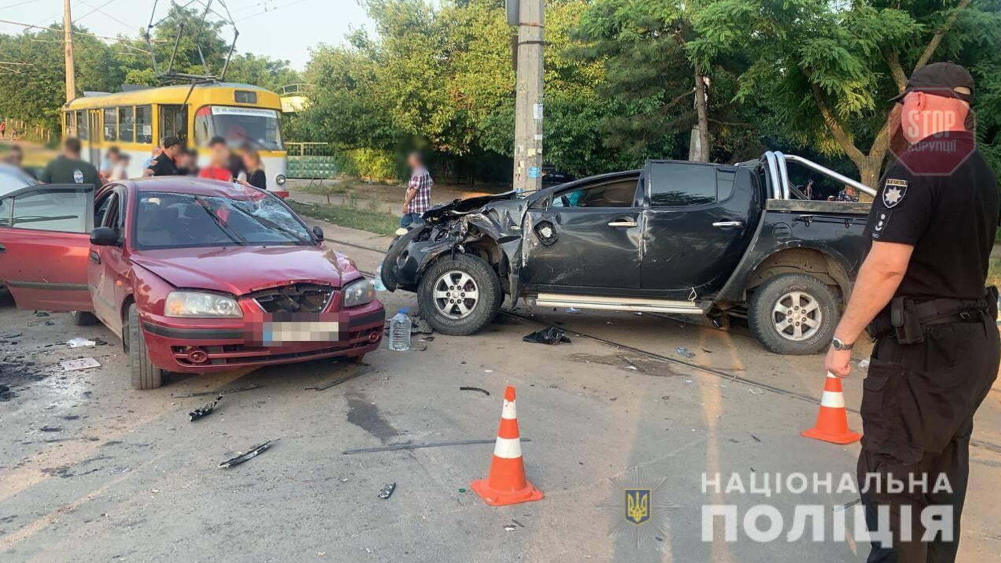 В Одесі зіткнулися два легковики, постраждала 12-річна дитина (фото)