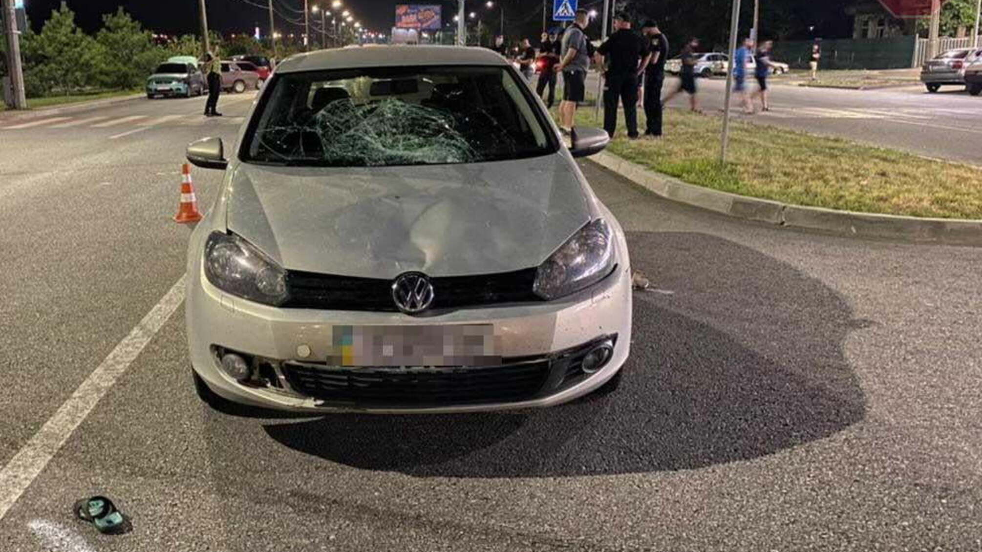 У Запоріжжі водій під наркотиками збив жінку з дитиною (фото)