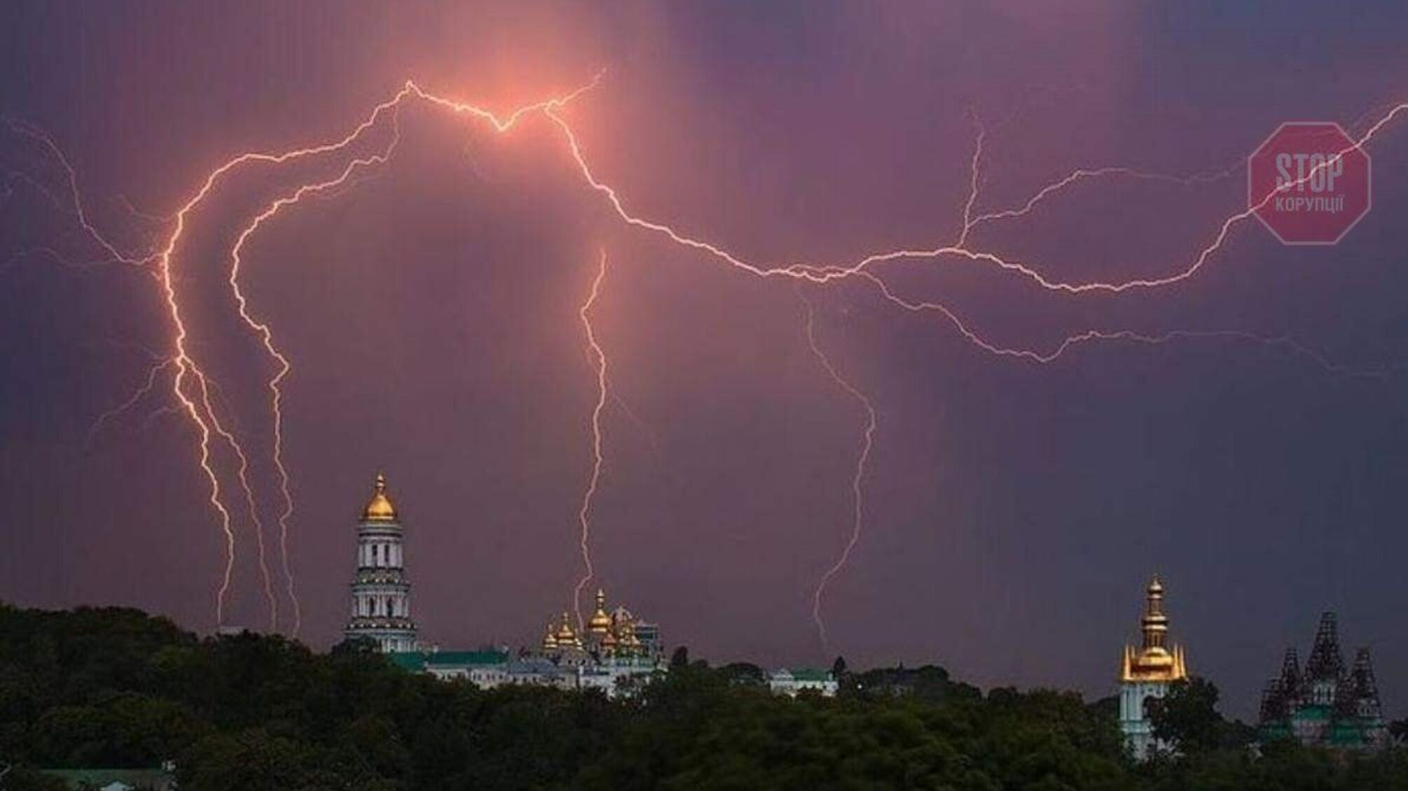 І рівень небезпечності: столицю знову накриє гроза з градом