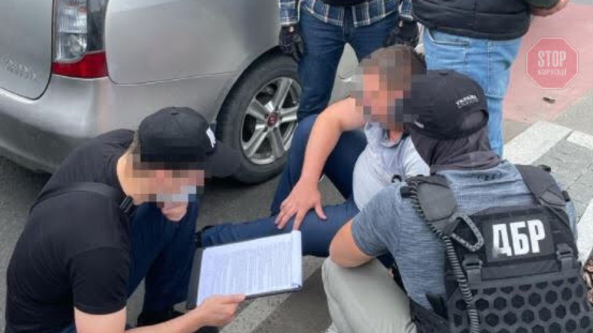 На Львівщині прокурор погорів на хабарі у 2 тисячі доларів (фото)