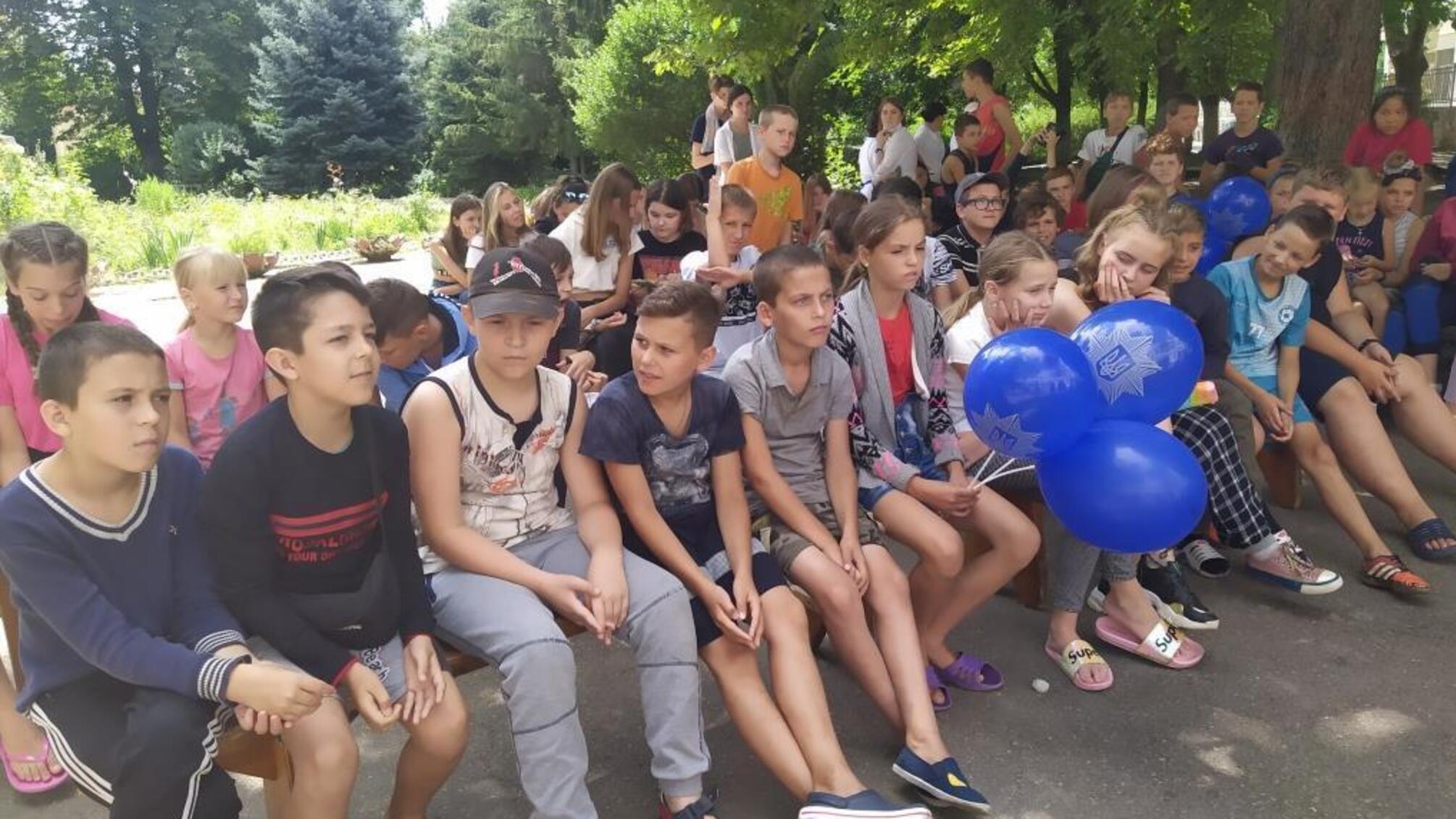 Поліцейські Одещини опікуються тим, щоб літній відпочинок дітей був безпечним