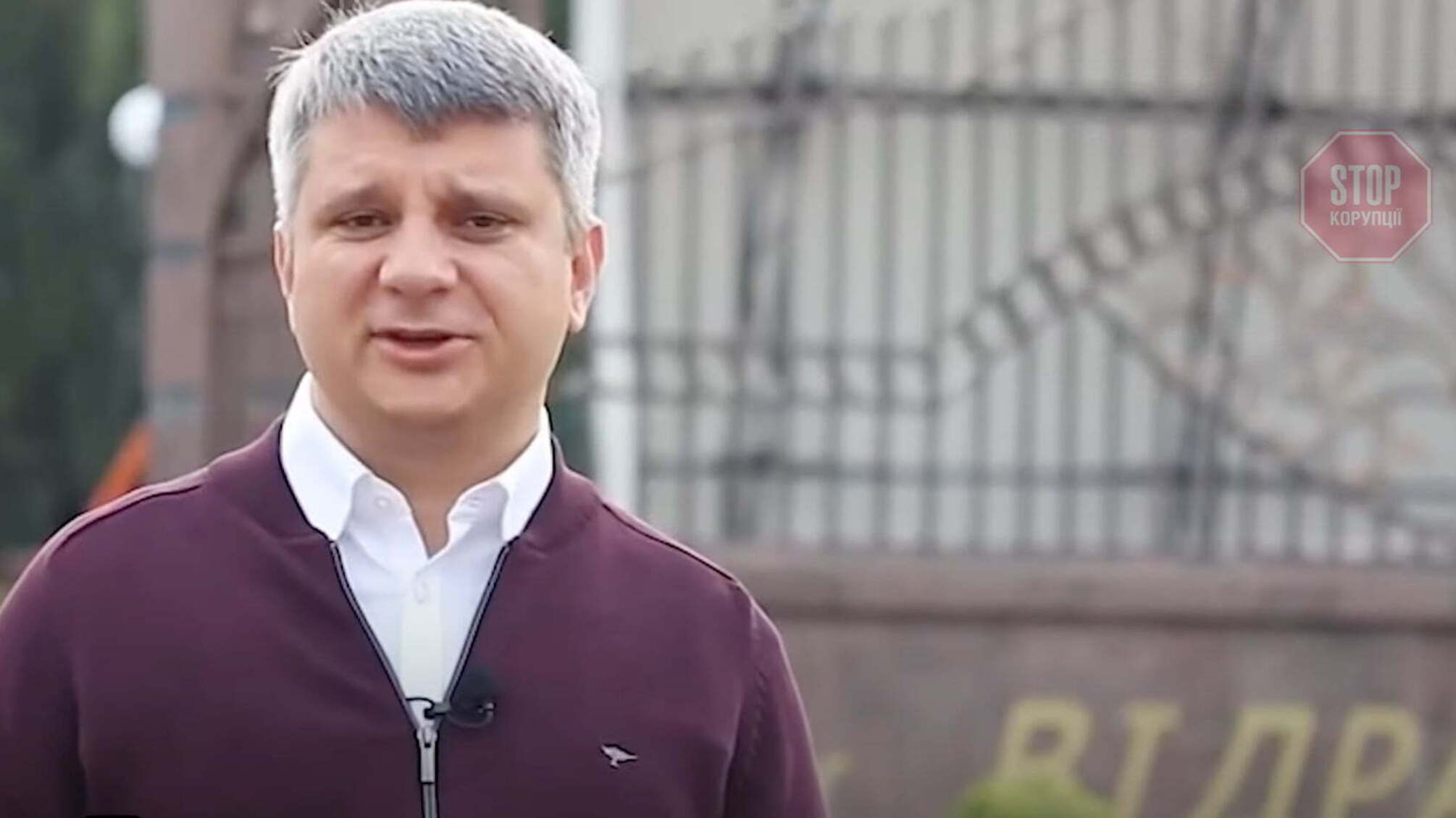 Лоббировал семейные фирмы? Суд признал столичного депутата Костюшко виновным в административном правонарушении