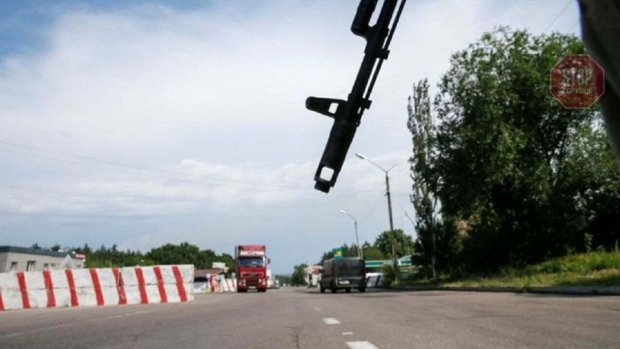 На Донбассе боевики заблокировали пропуск через КПВВ