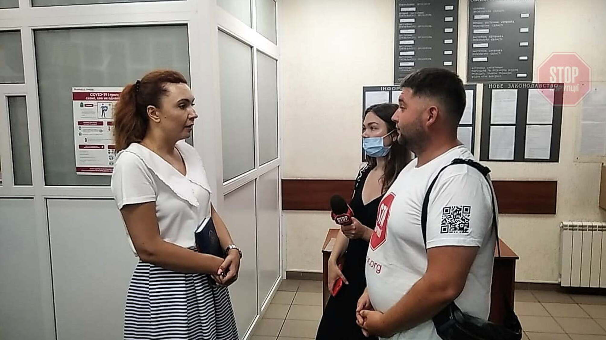 На Сумщині триває суперечка навколо держпідприємства: ДСР блокує техніку аграріїв, прокурор відмовчується