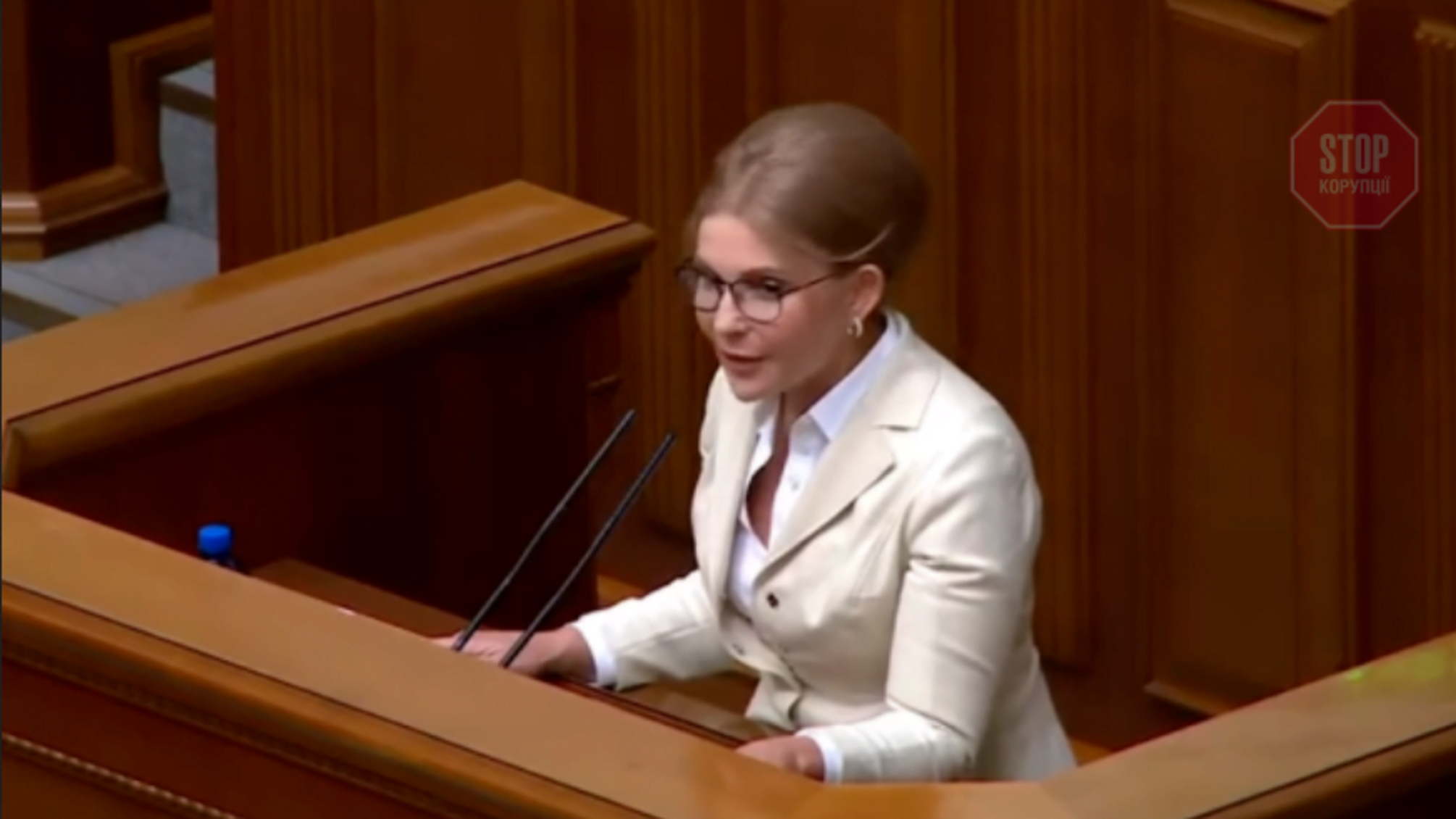 Тимошенко: Українці мають взяти долю країни у власні руки