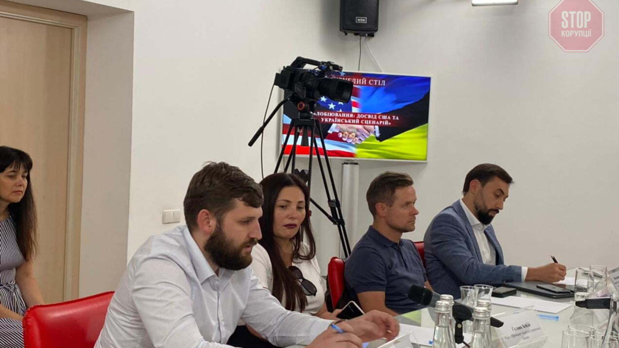 Позній: майже половина українців не змогла відповісти на питання, що таке лобізм
