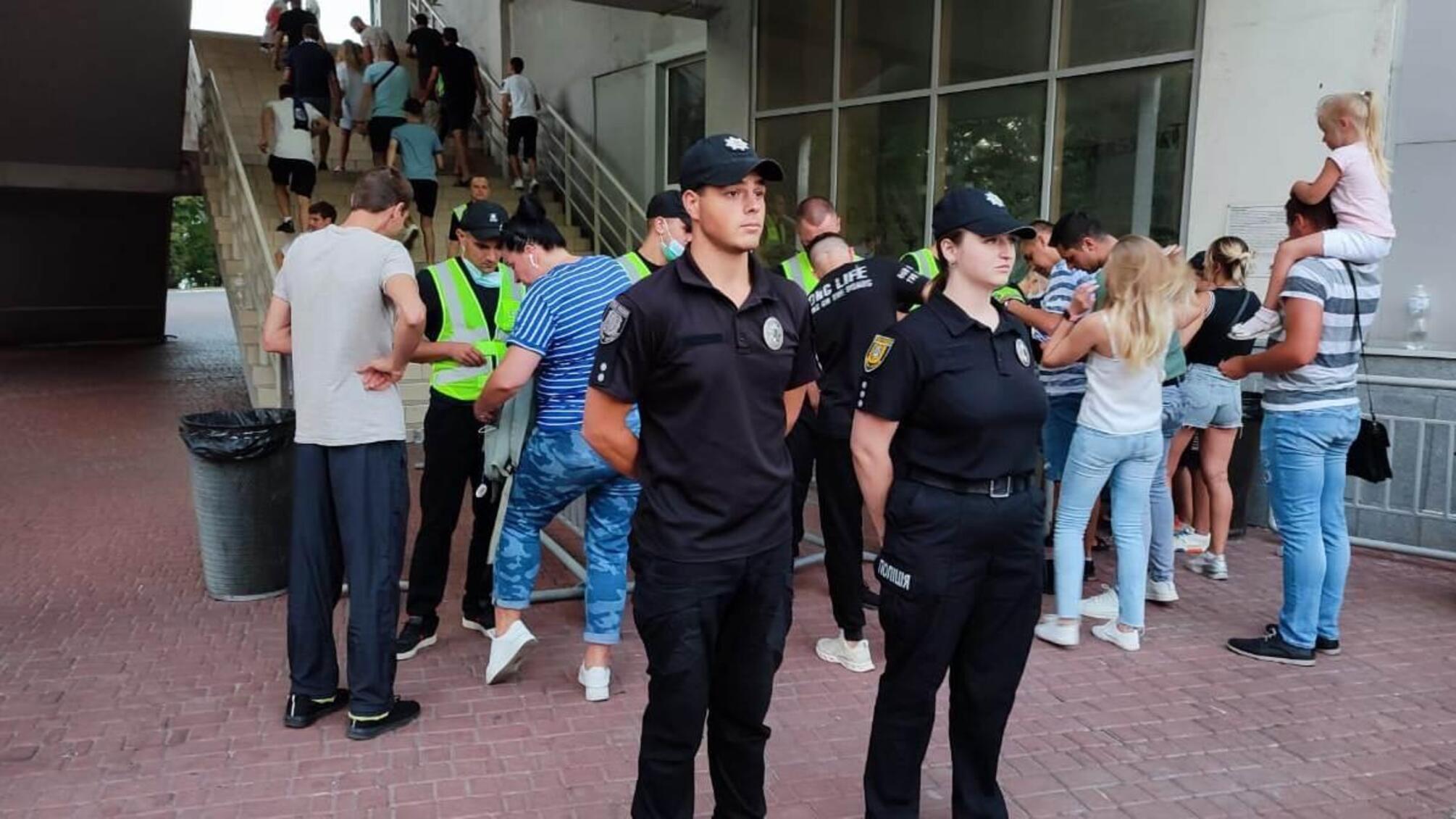 Правоохоронці забезпечили публічний порядок під час футбольного матчу між «Чорноморцем» та «Шахтарем»
