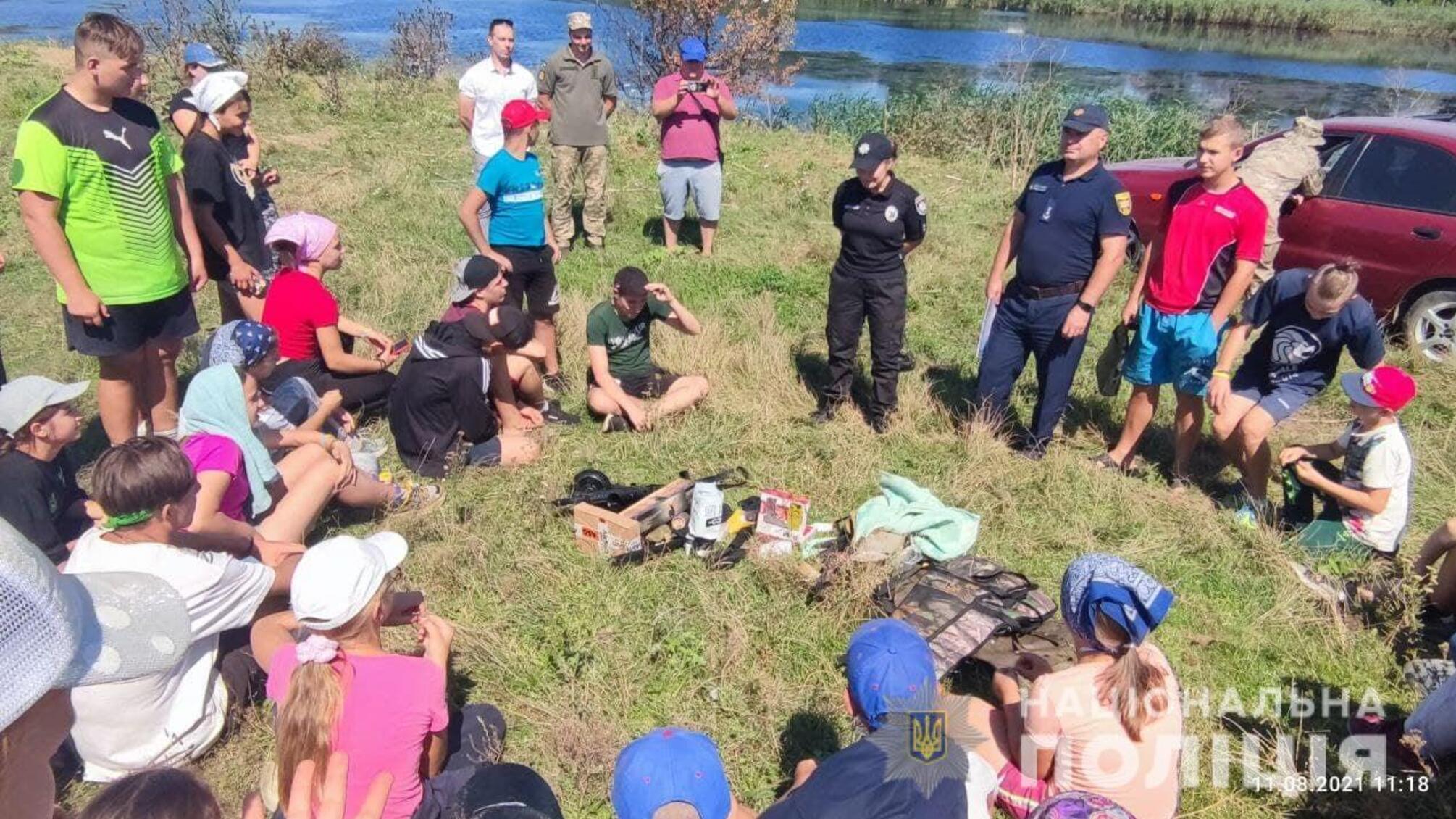 Поліцейські Одещини: вивчаємо, повторюємо та закріплюємо з дітьми правила безпеки життєдіяльності