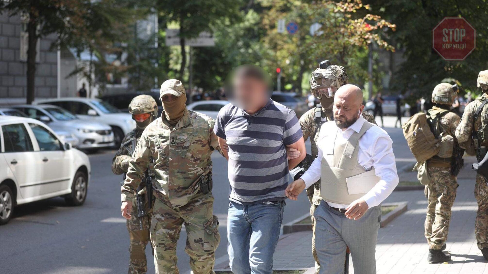 Полиция задержала мужчину, который угрожал взорвать Кабмин - подробности