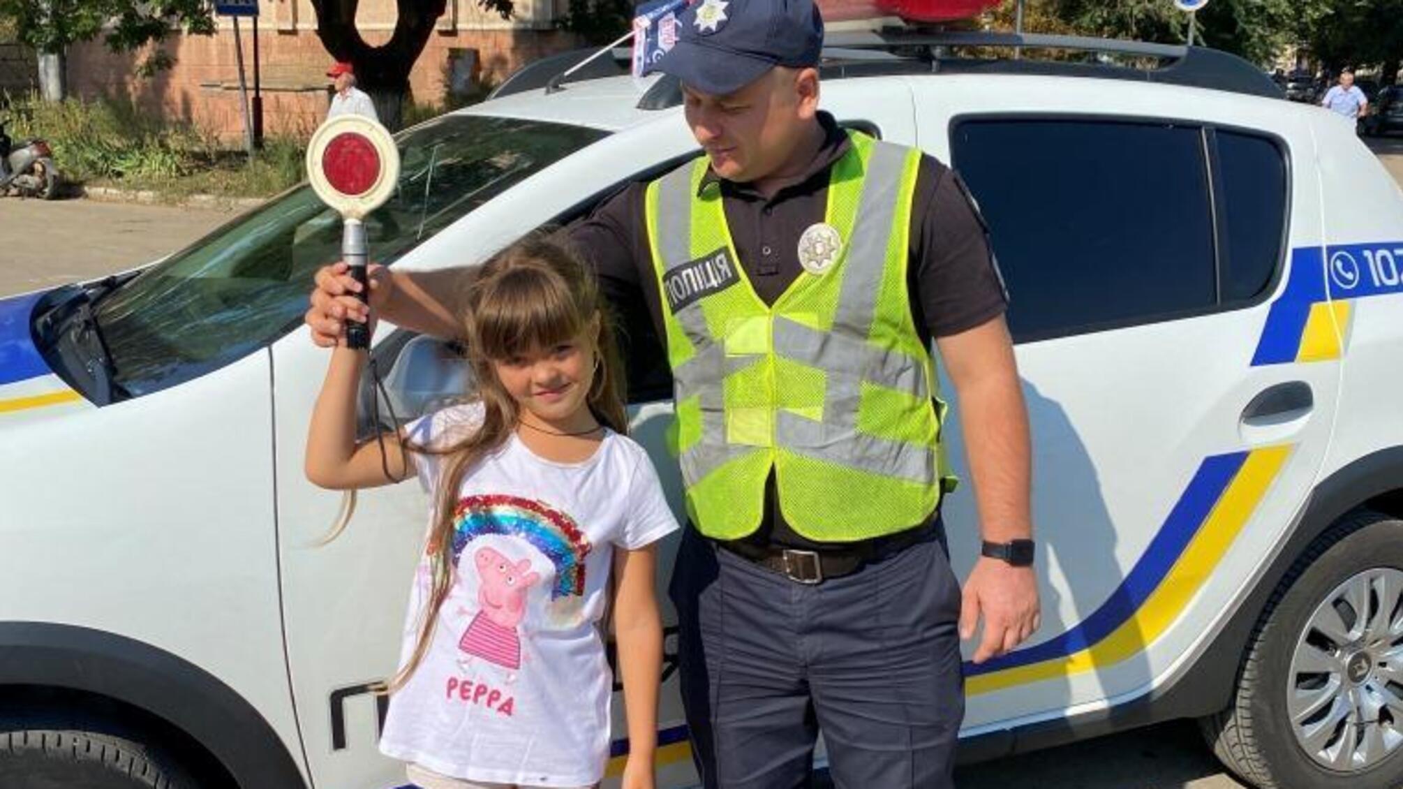 Татарбунарські поліцейські взяли участь в автофестивалі та поспілкувалися з дітьми про безпеку на дорозі