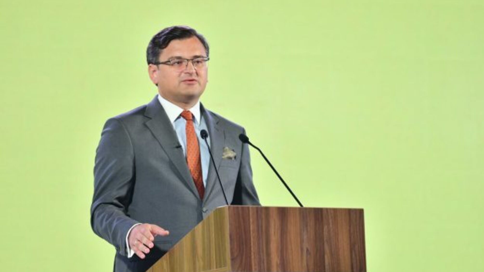 МЗС хоче почути, кого представляє посольство Афганістану в Україні