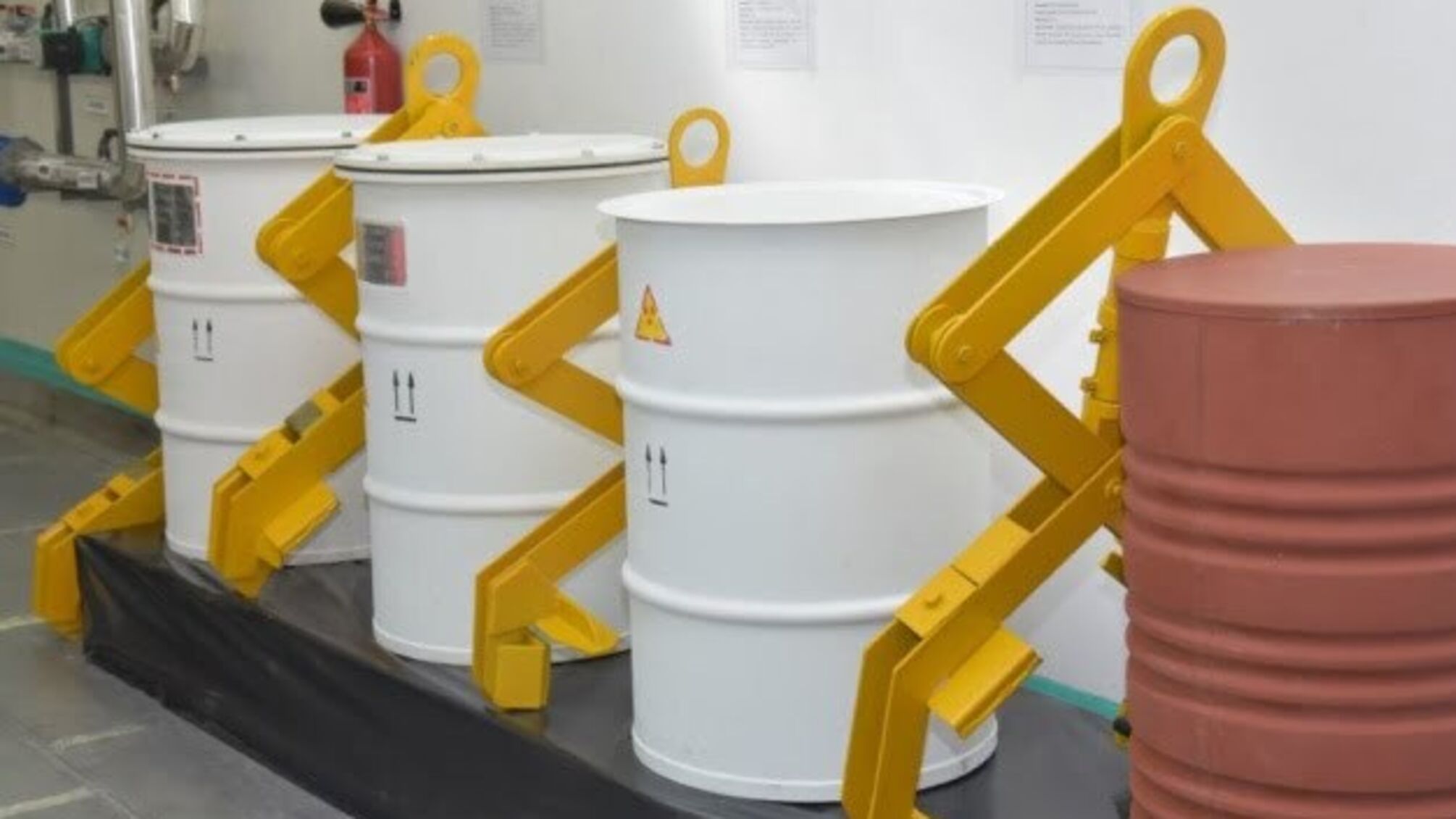 В Енергоатомі не задоволені темпами будівництва сховища осклованих ВАВ