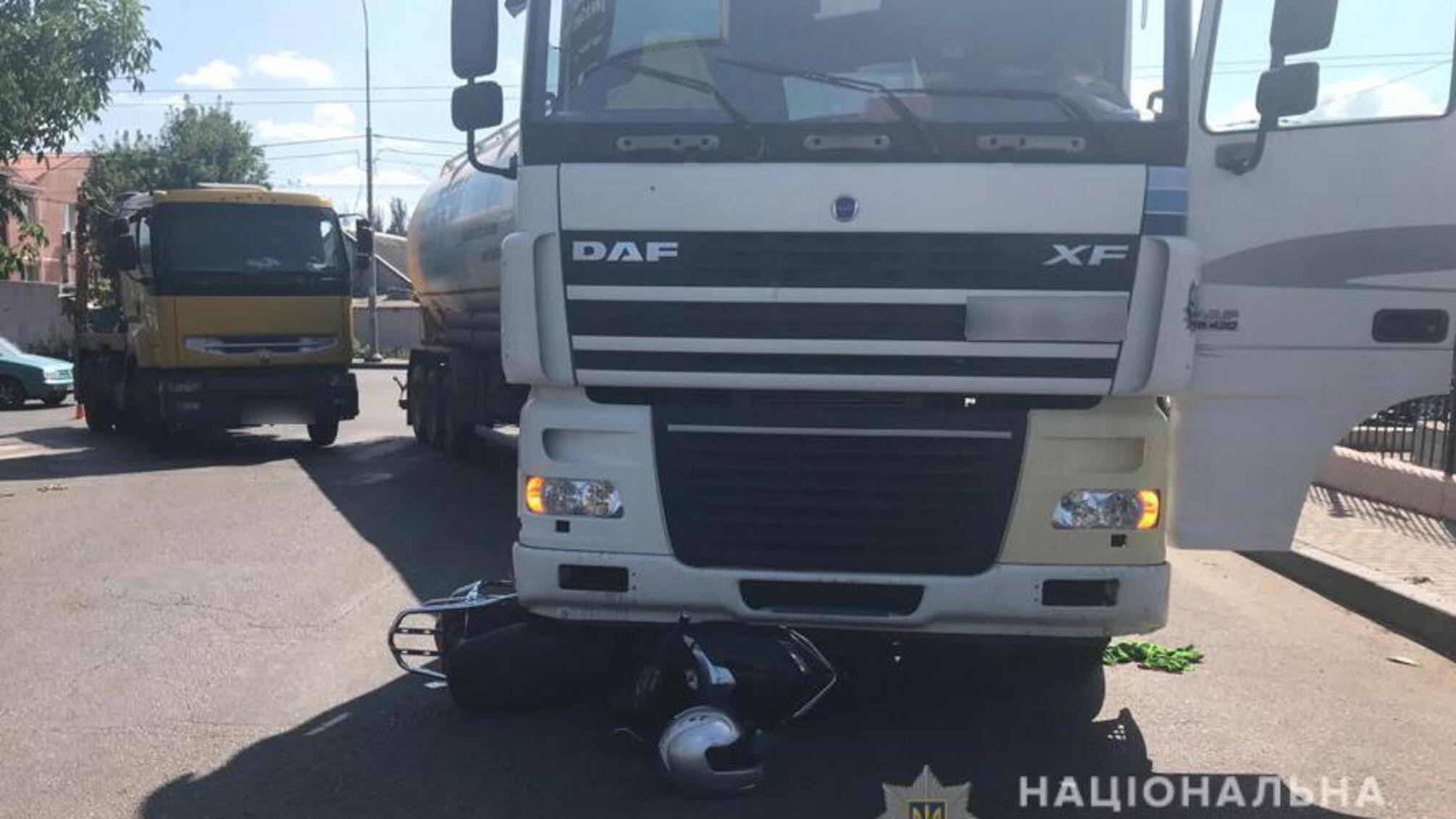 Поліцейські встановлюють обставини смертельної ДТП в Малиновському районі Одеси