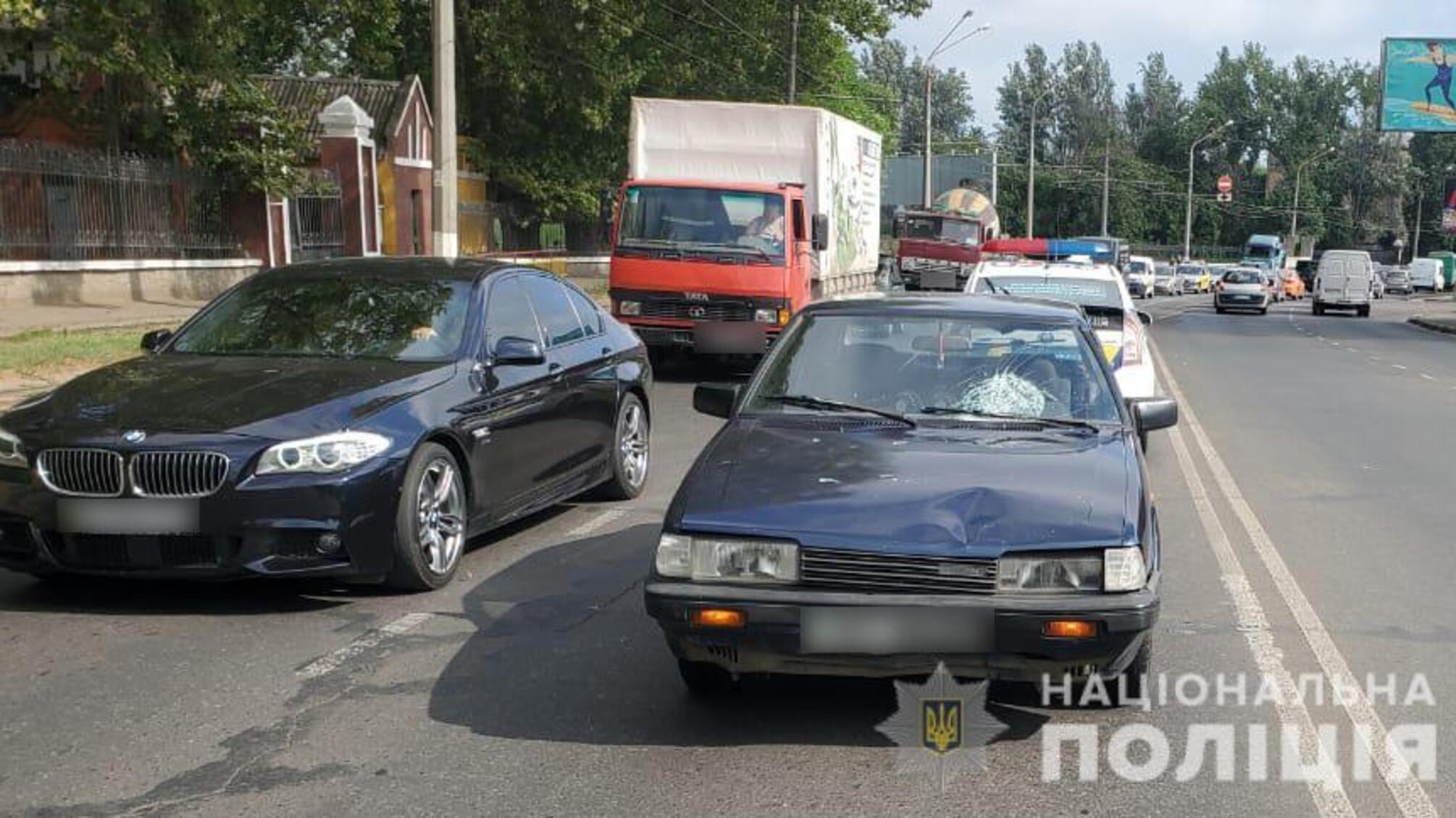 Одеські поліцейські розслідують ДТП, у якій травмувалася пішохід