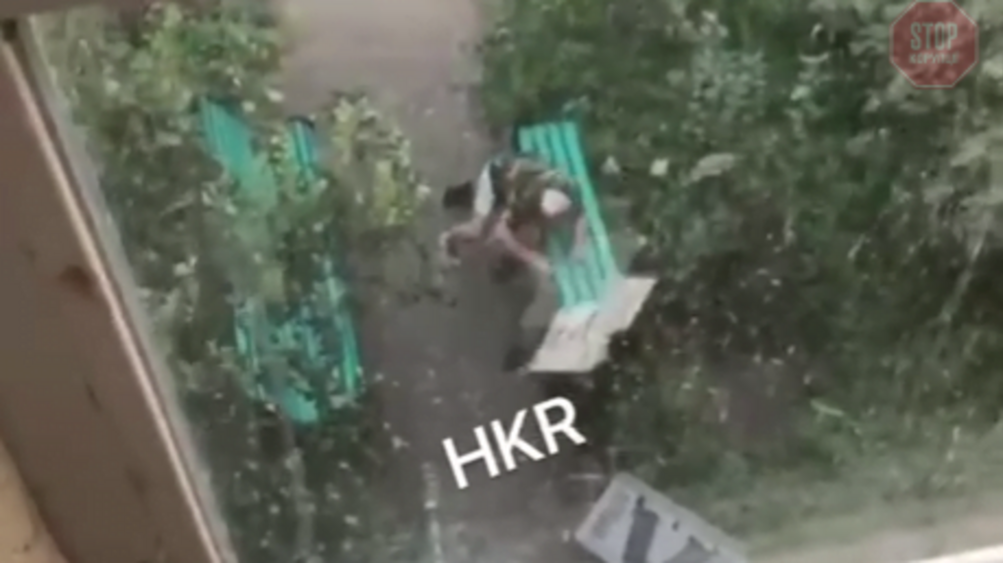 В Кривом Роге мужчина подорвал себя гранатой во время задержания (видео)