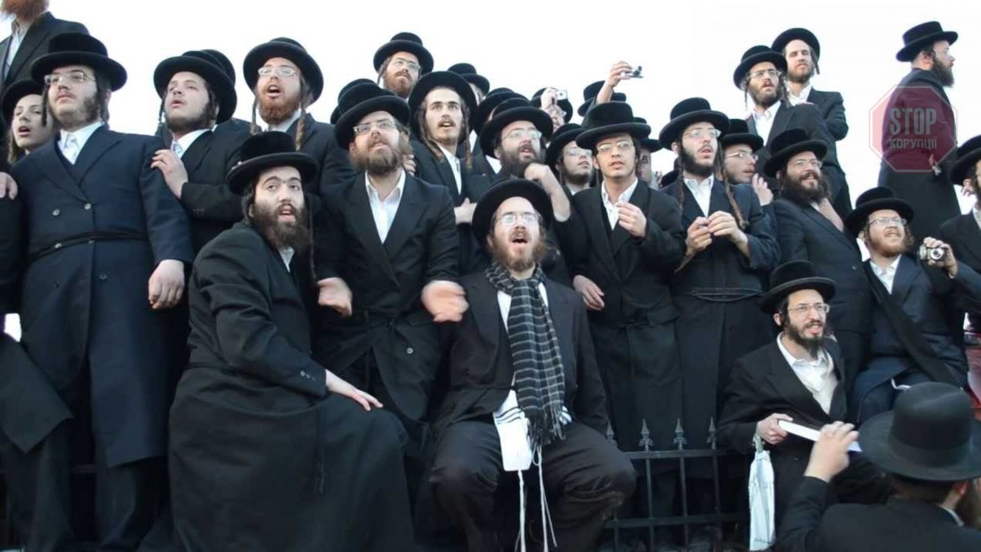 В Україну на зустріч Рош ха-Шана вже прилетіли 5 тисяч хасидів