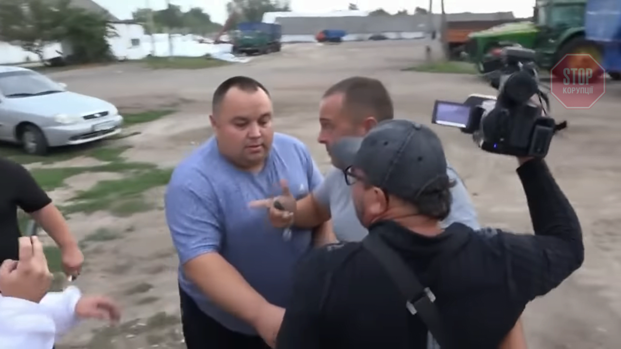 Справа торішнього врожаю: на Чернігівщині відвертають увагу від крадіжки в ДП «Івківці»