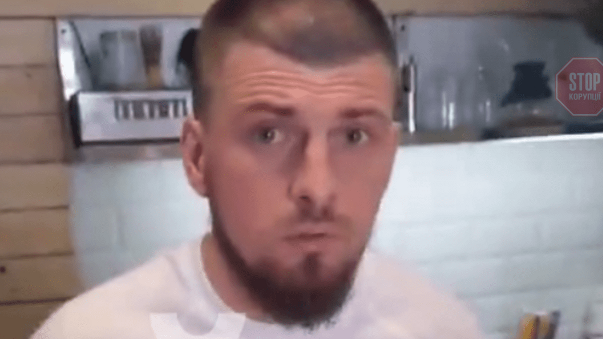 В харьковском кафе нахамили клиентам из-за государственного языка (видео)