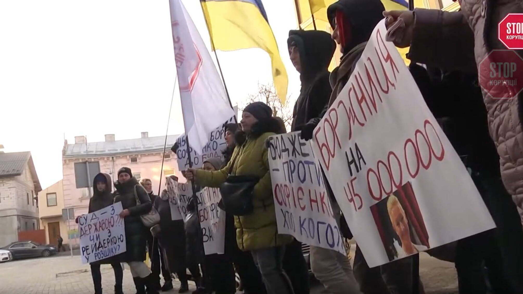 Виконавча служба розшукує агрорейдерку Софієнко через податковий борг у 45 мільйонів