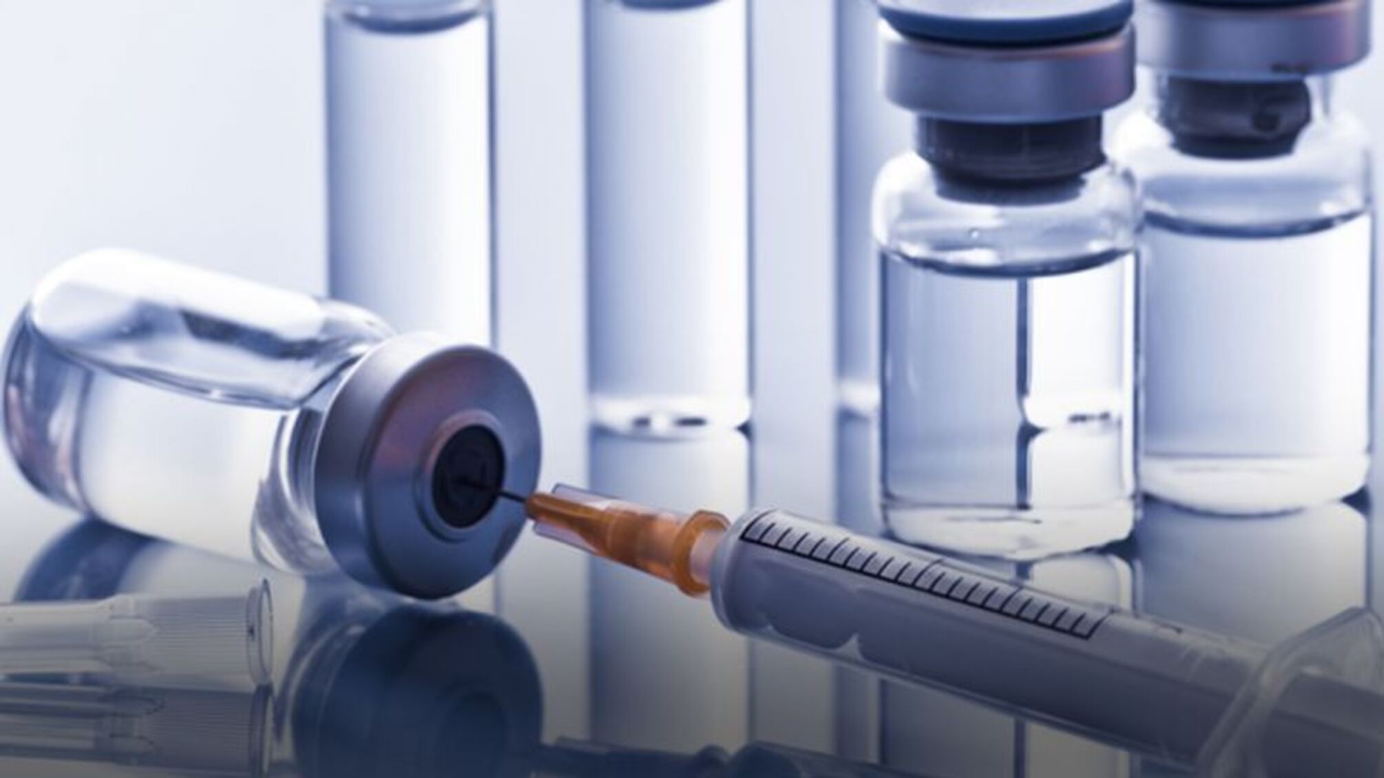 Росія тестує несертифіковану однокомпонентну вакцину на жителях окупованих українських територій – ГУР