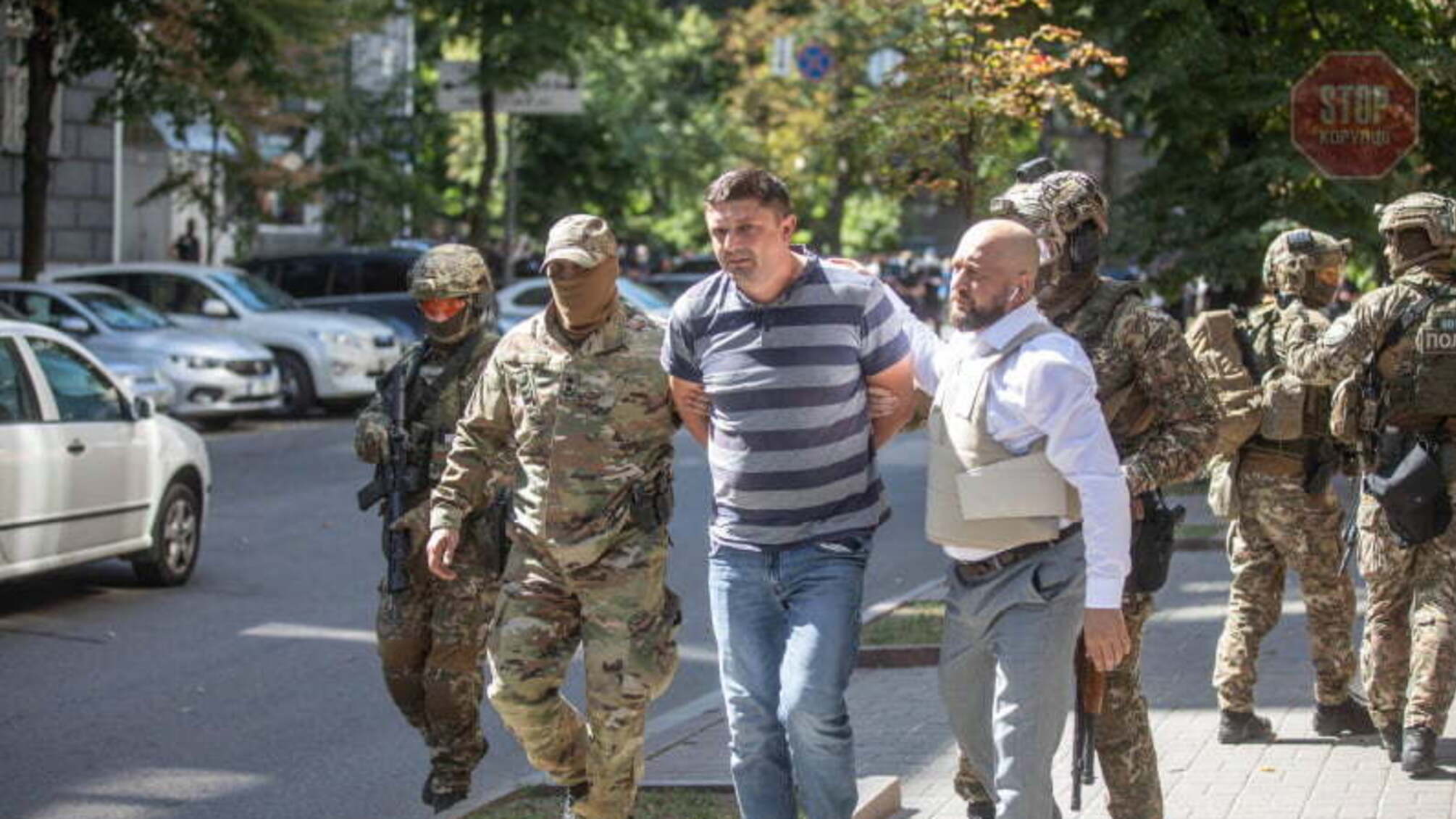 Захват Кабмина: полиция показала видео спецоперации по задержанию экс-участника АТО