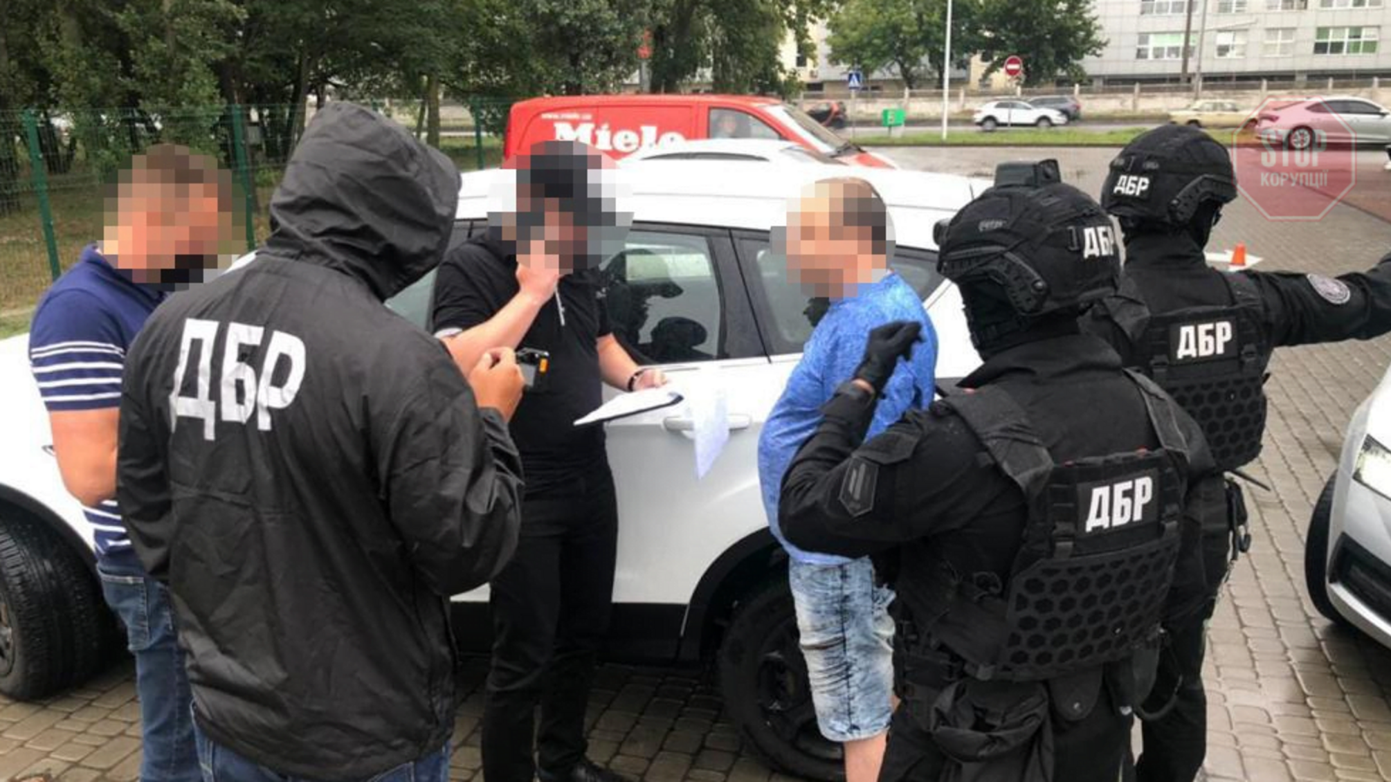 Силовики імітували вбивство американця, щоб викрити злочинців