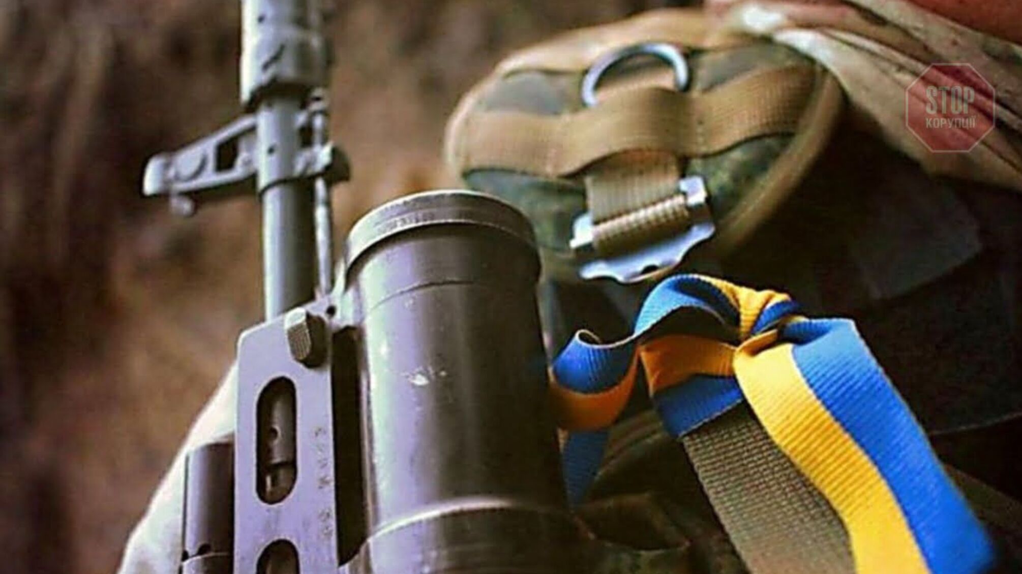 На Донбасі російські найманці поранили ще одного українського захисника