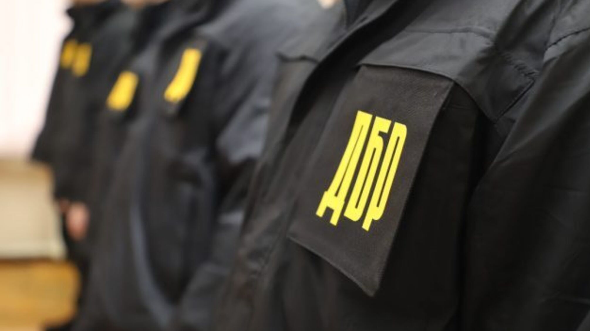 ДБР розслідує понад 9 тисяч справ про військові злочини