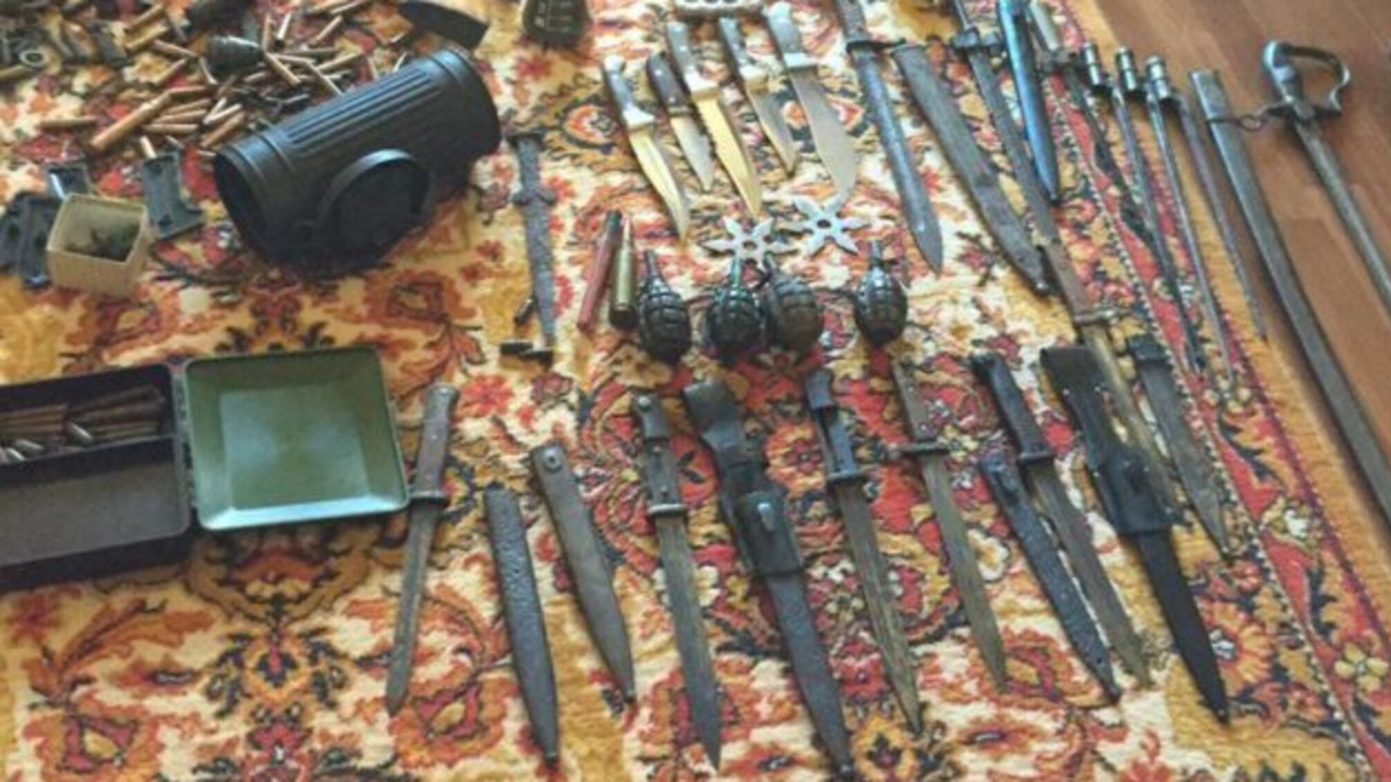На Кіровоградщині «чорний археолог» продавав зброю часів Другої світової