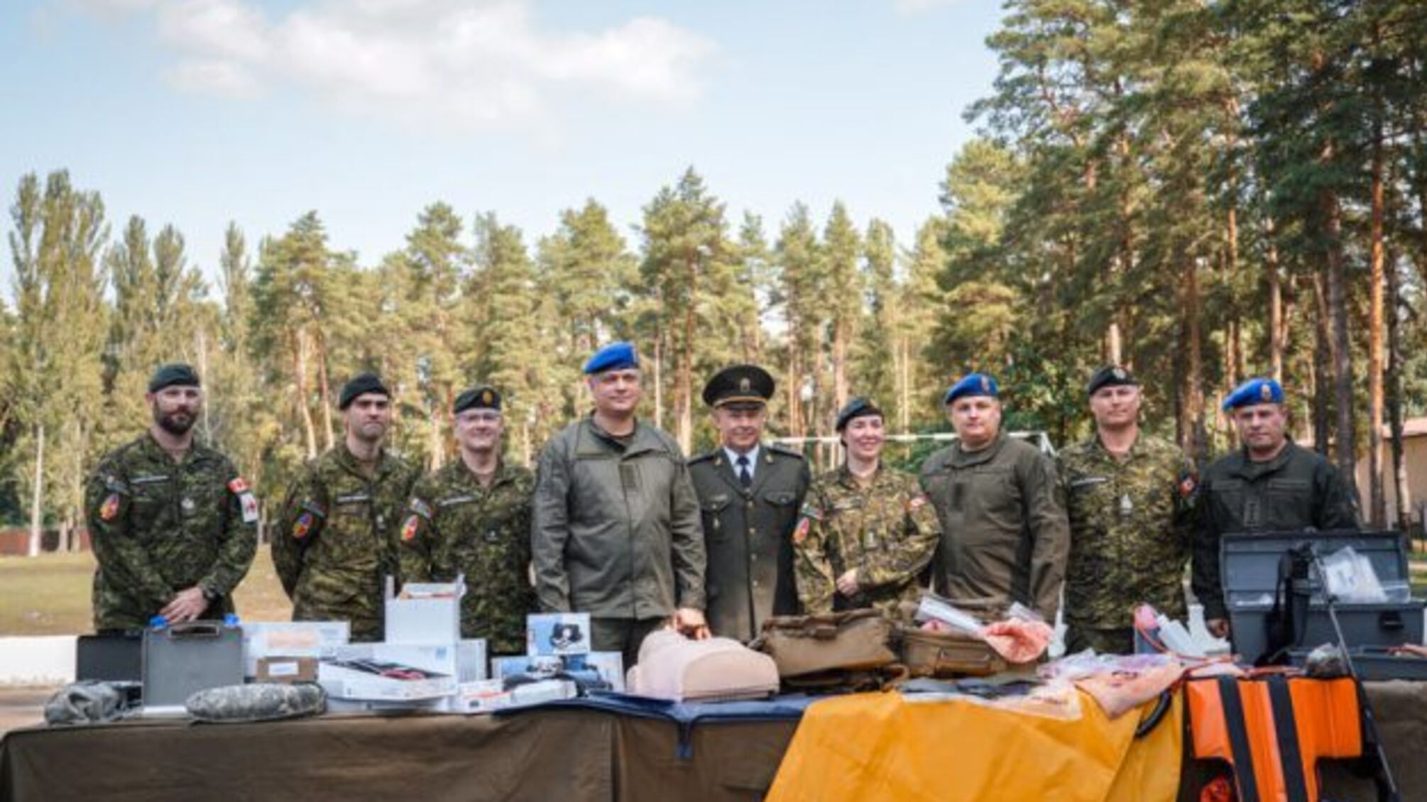 Канадські військові передали Нацгвардії навчальних матеріалів на ₴4,5 мільйона
