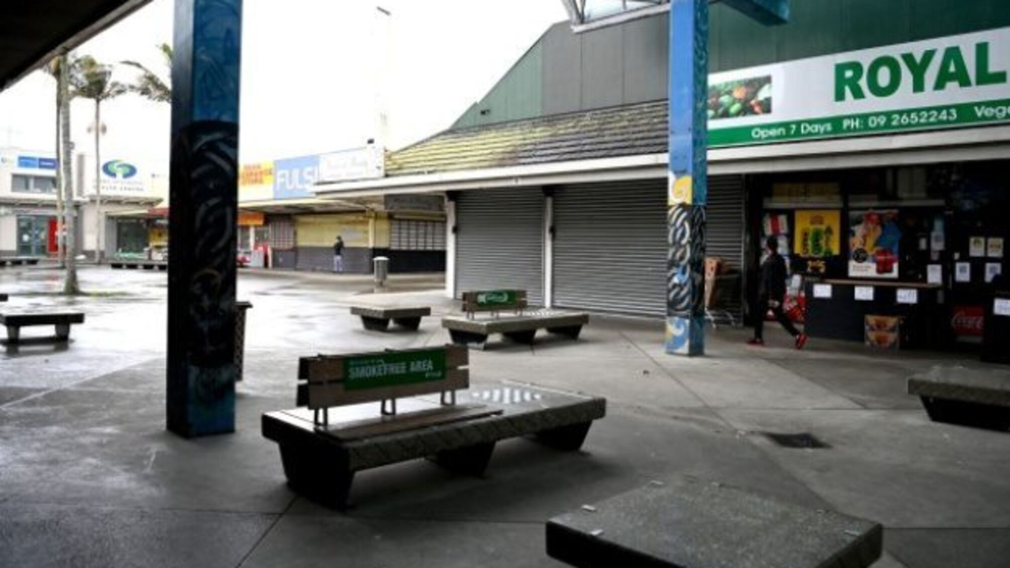 Нова Зеландія послаблює карантин в Окленді попри спалах Delta-штаму