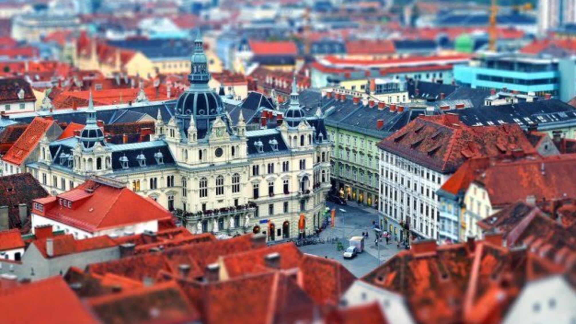 У другому найбільшому місті Австрії вибори виграли комуністи