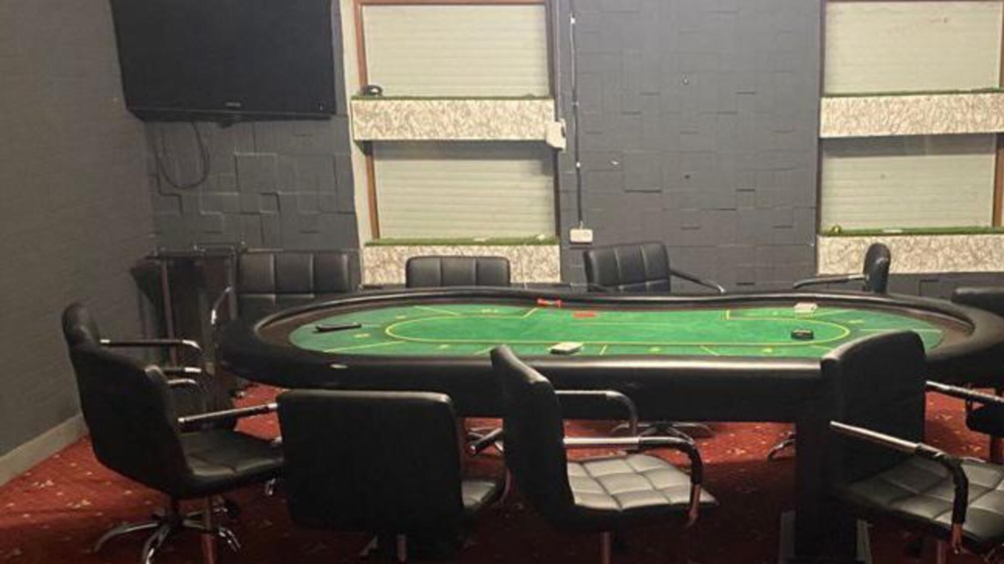 Правоохоронці Одещини припинили роботу двох нелегальних гральних закладів