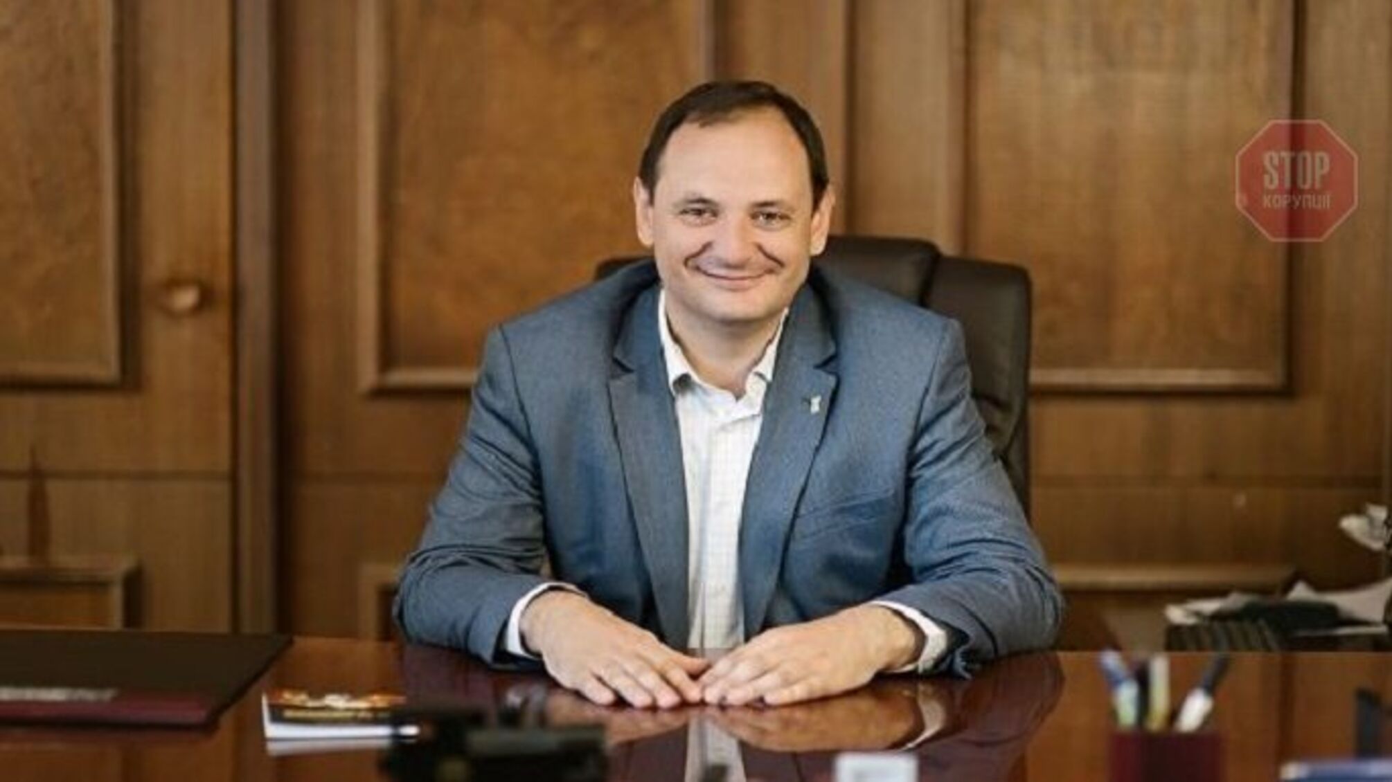 Мер Франківська обіцяє ₴1 мільйон закладу освіти, який першим вакцинує всіх працівників