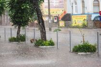 Погода в Україні погіршується: вихідними — дощі та похолодання до +4 уночі