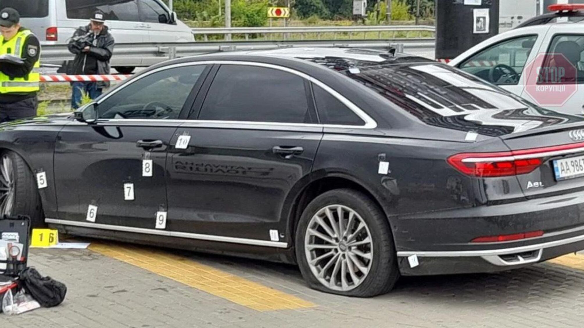 Водієві Шефіра зробили операцію: лікарі повідомили про стан пораненого