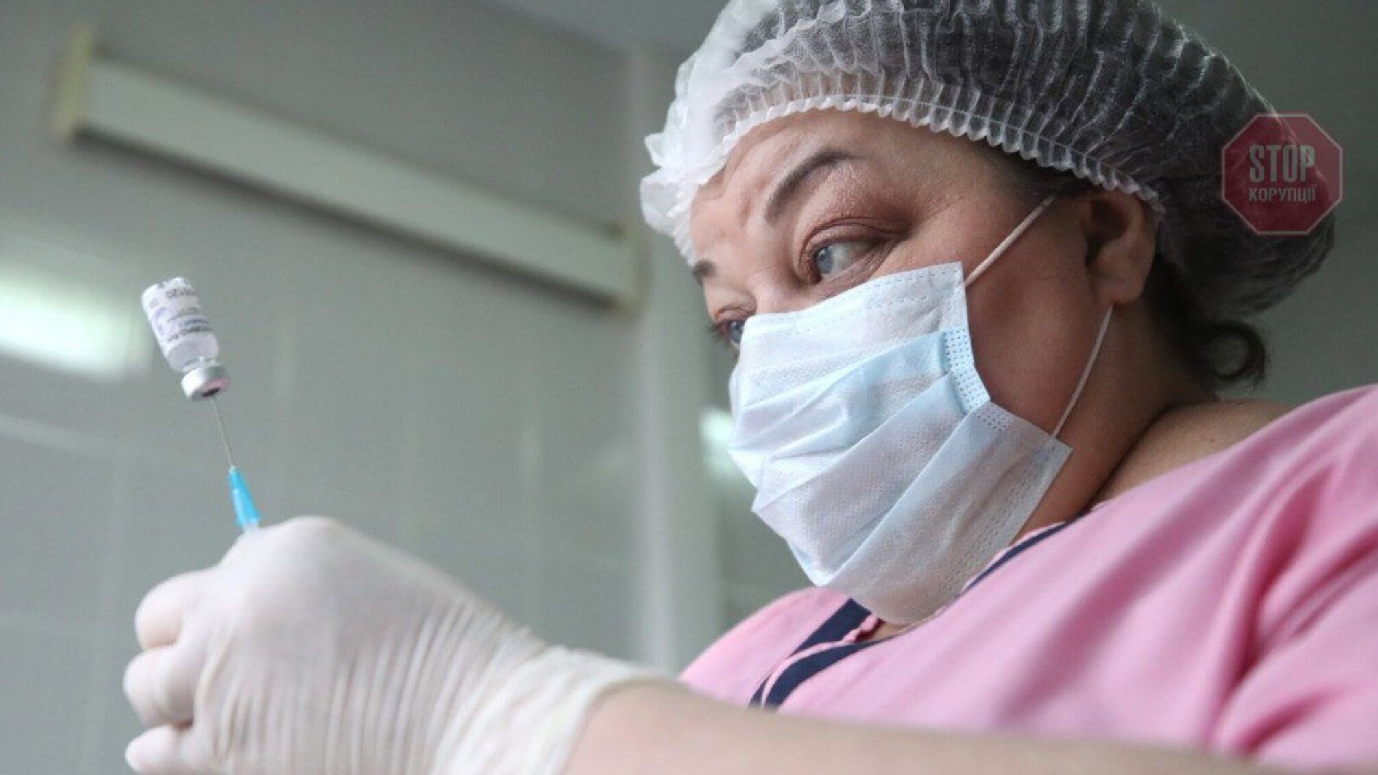 У Києві змушують примусово вакцинуватися студентів