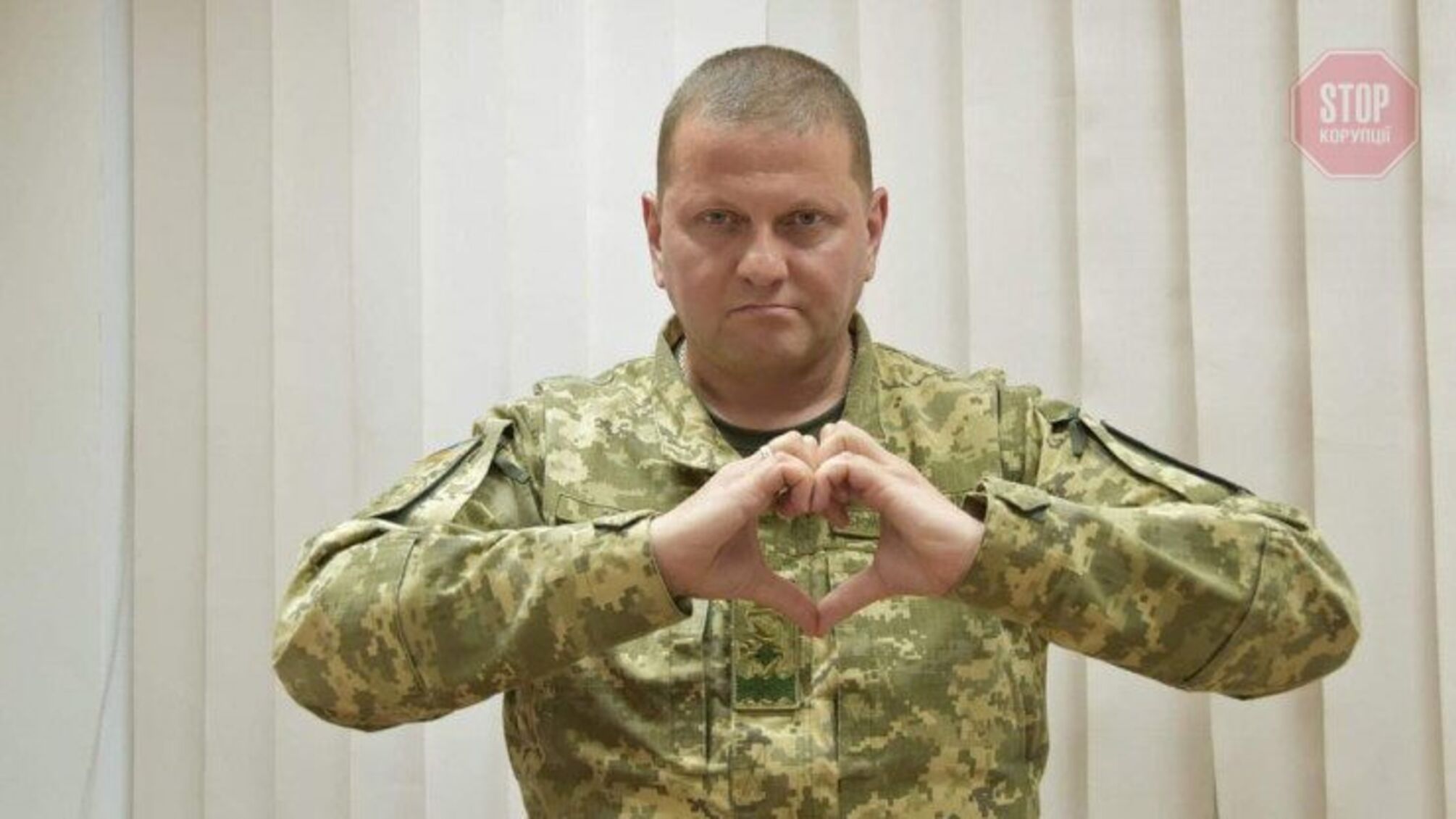 Залужний хоче на танку проїхатися по Москві