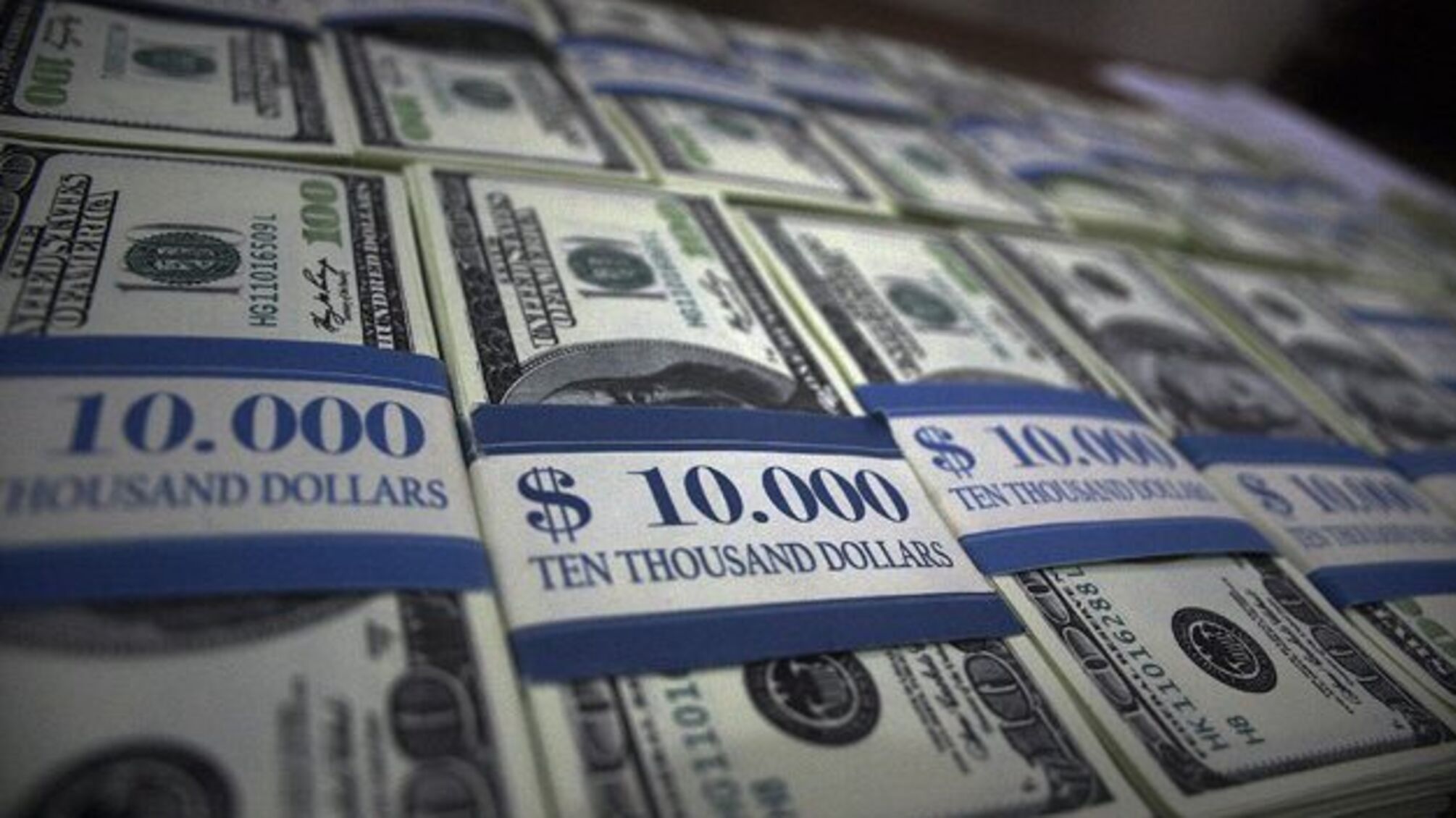 Світова економіка у 2022 році вперше перевищить $100 трильйонів