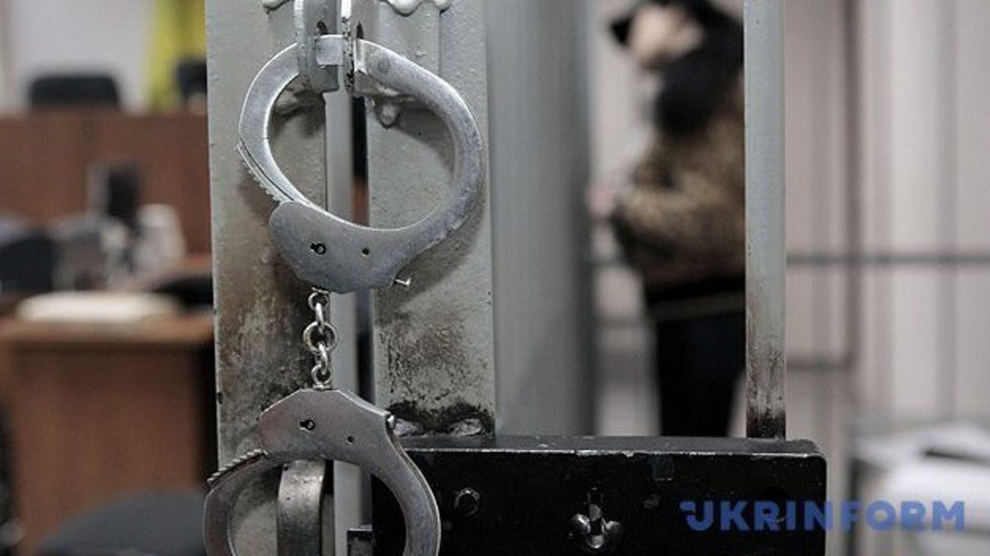 За спробу викрадення восьмирічної дівчинки на Чернігівщині чоловіку дали три роки тюрми