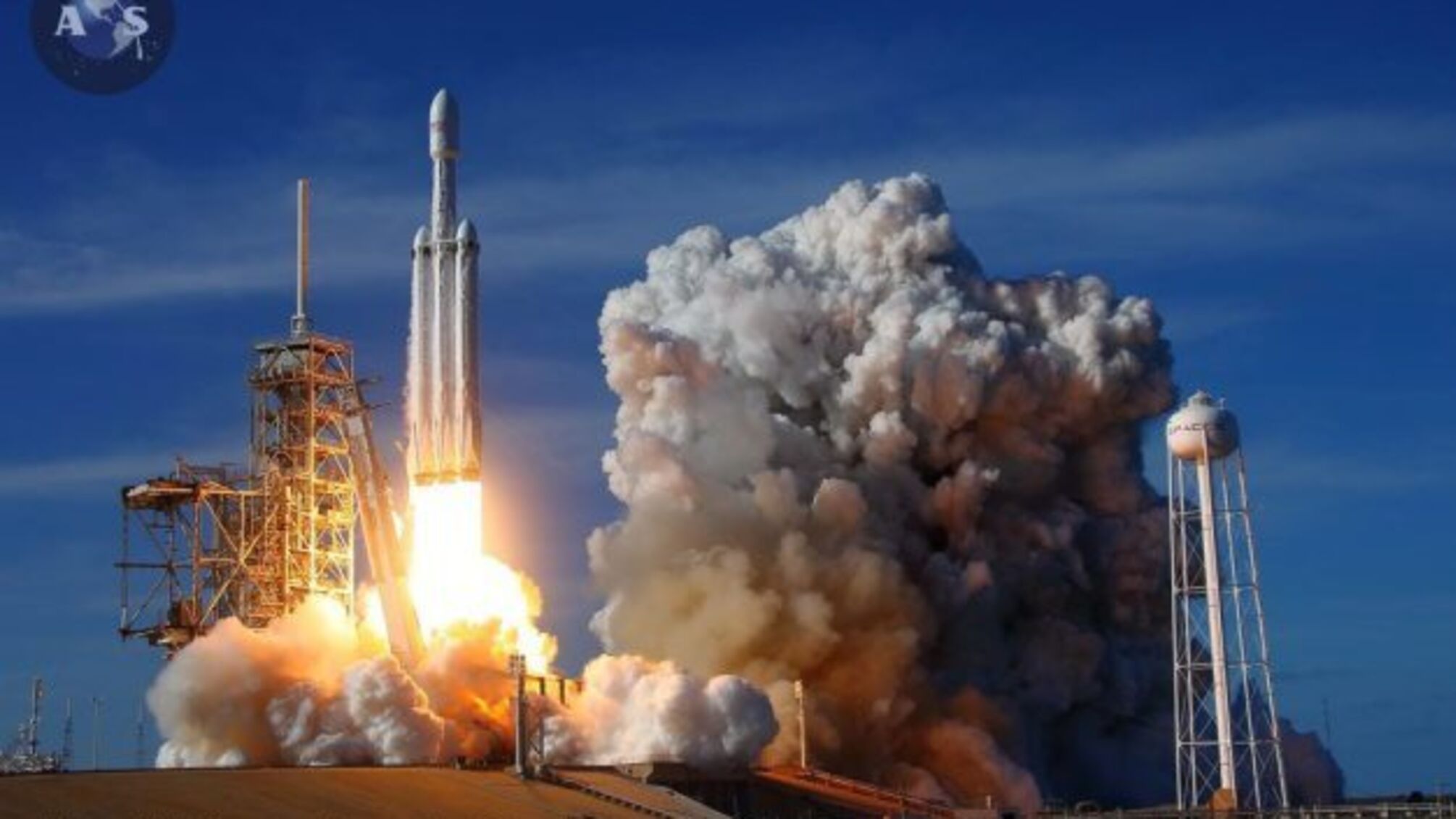 SpaceX вивела на орбіту ще майже 50 супутників Starlink