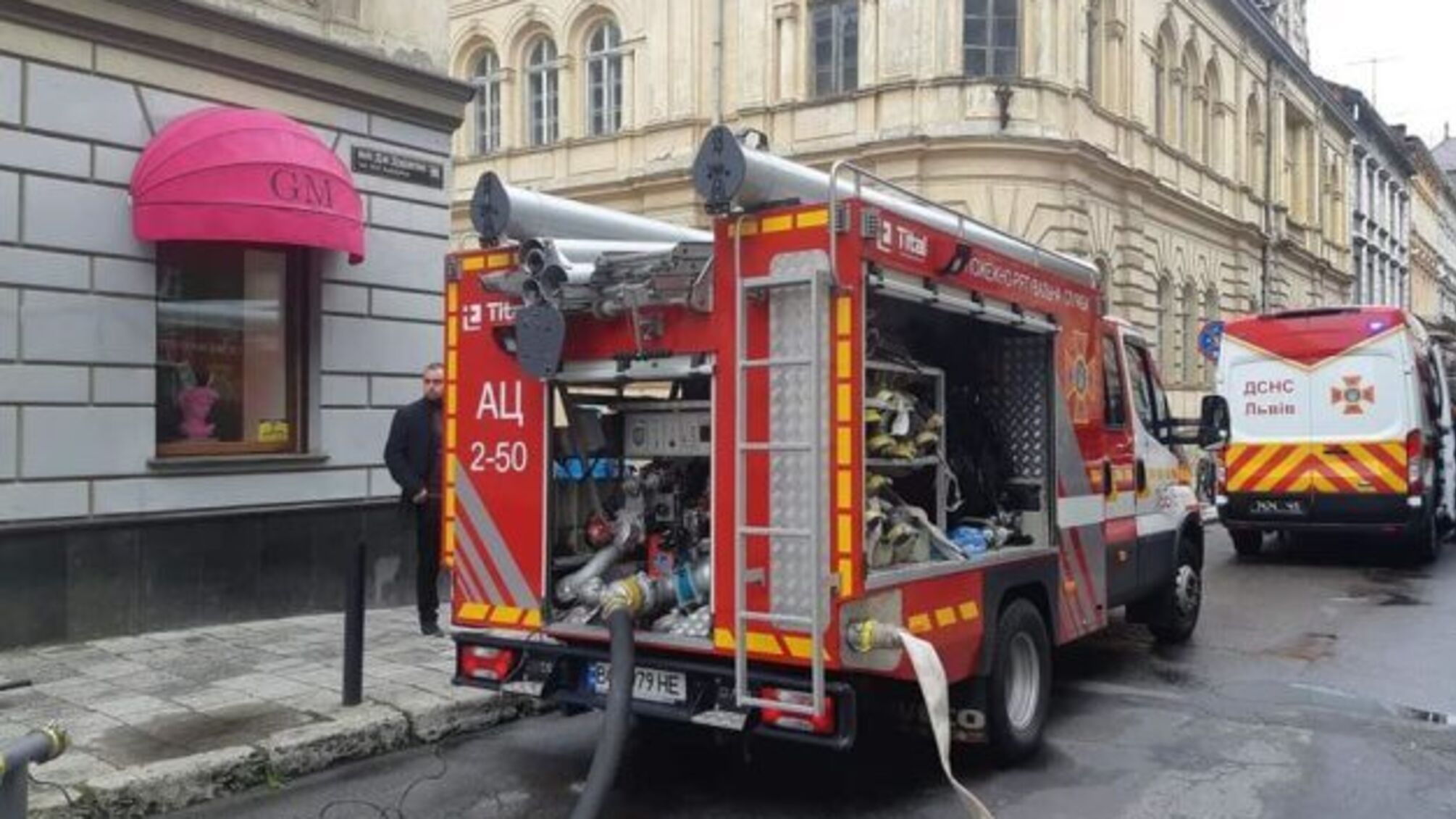 Рятувальники перейшли на посилене чергування у період святкування Різдва