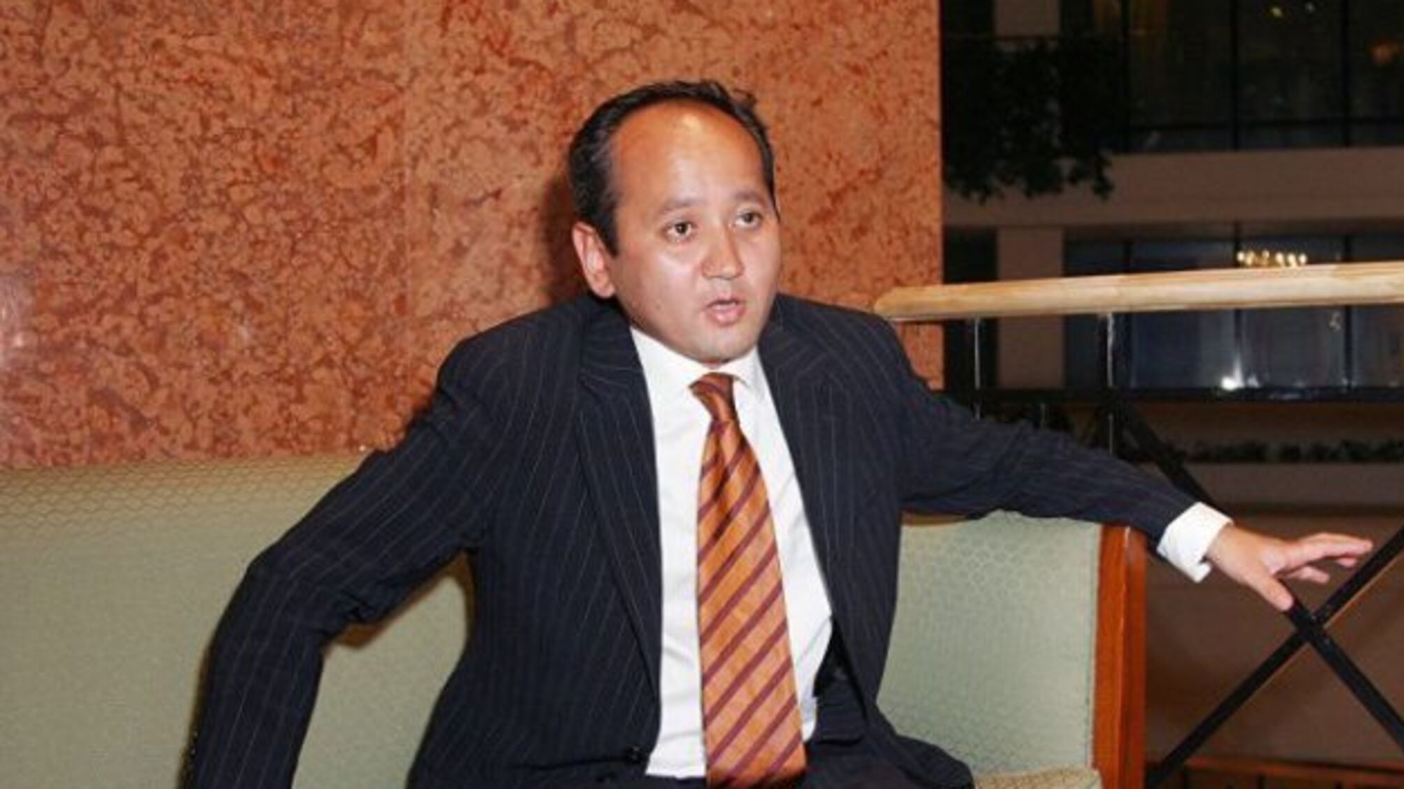 Лідер опозиції закликав Захід вивести Казахстан з орбіти Москви