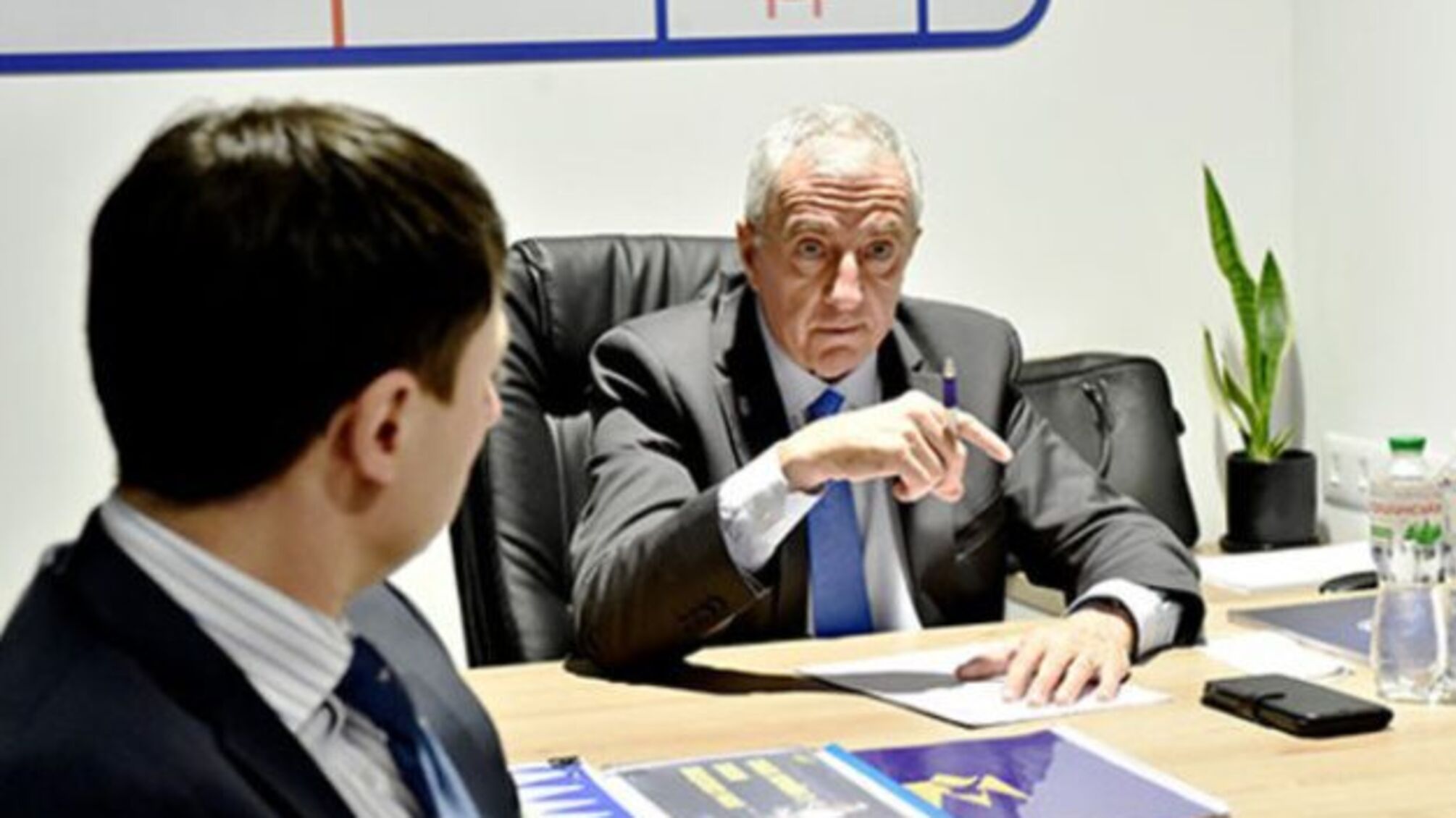 Хокей: президент IIHF підтримав українську федерацію у конфлікті з клубами