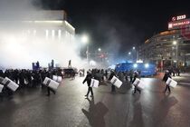 У поліції Алмати заявили про “ліквідацію” десятків протестувальників 