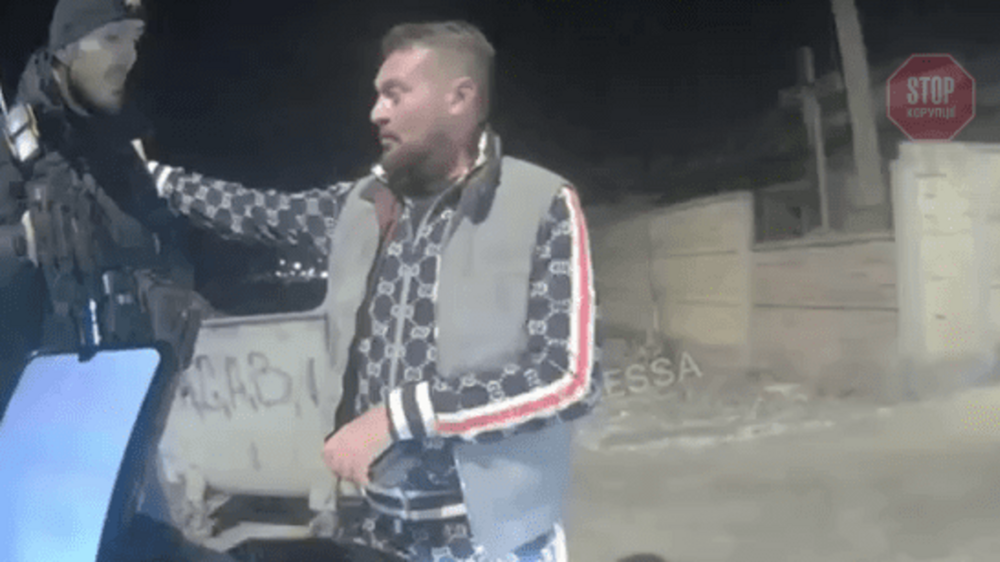 Начальника Управління стратегічних розслідувань поліції Одещини спіймали п’яним за кермом (відео) 